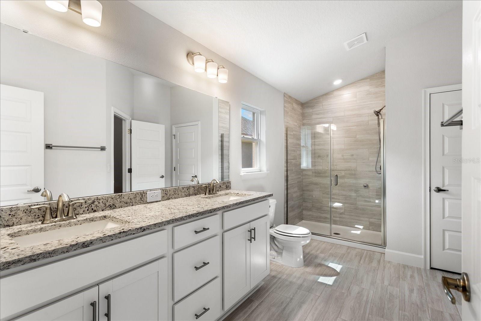 ABBEY GLEN - Residential