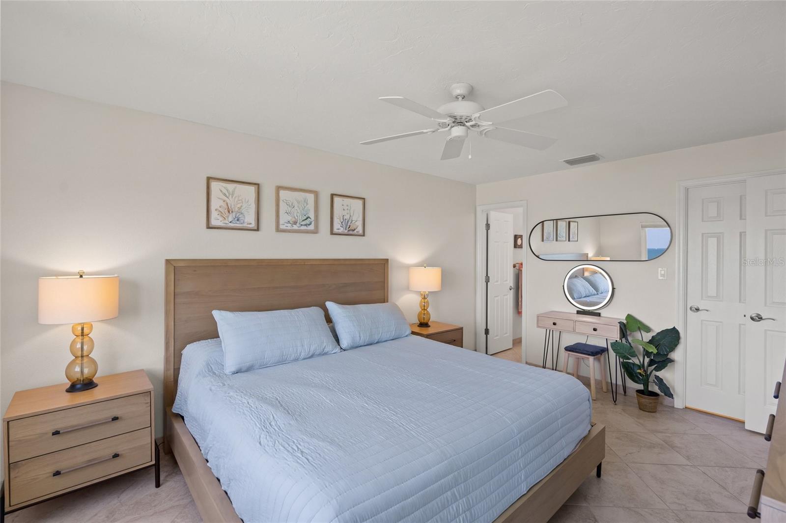 BAY TREE CLUB - Residential