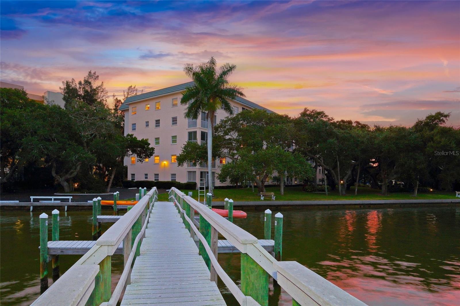 BAY TREE CLUB - Residential