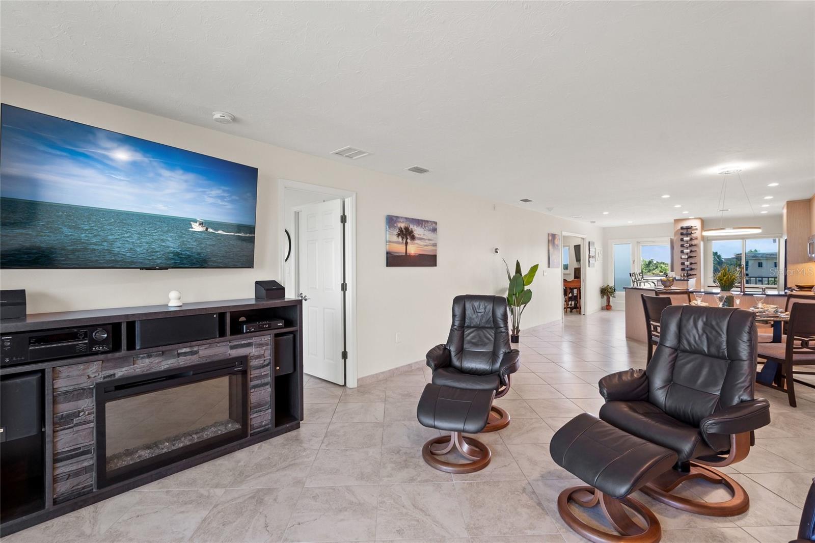 BAY TREE CLUB - Residential