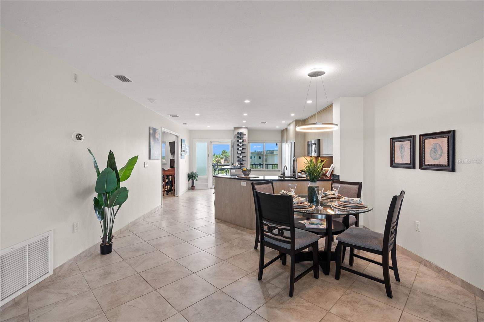 BAY TREE CLUB - Residential