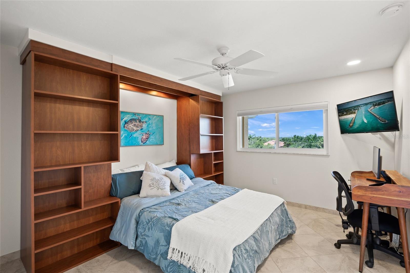 BAY TREE CLUB - Residential