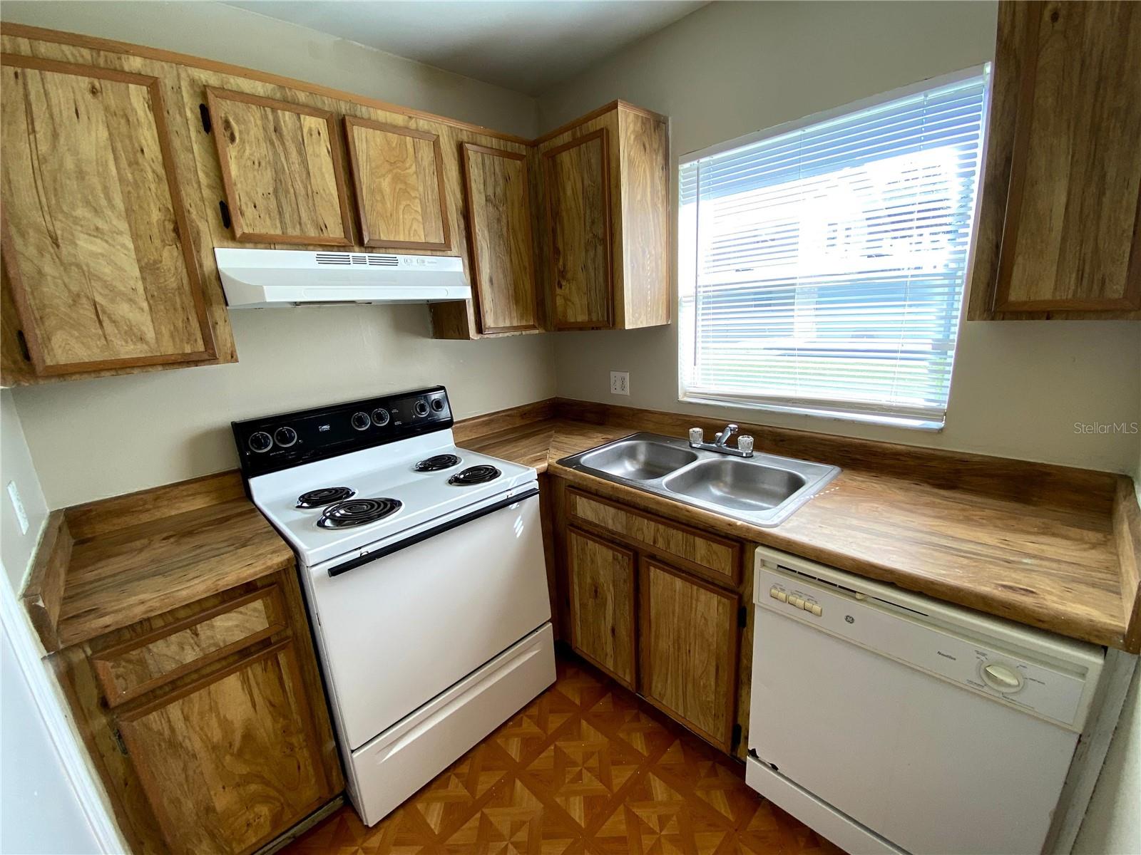 PALMAS ALTAS - Residential Lease