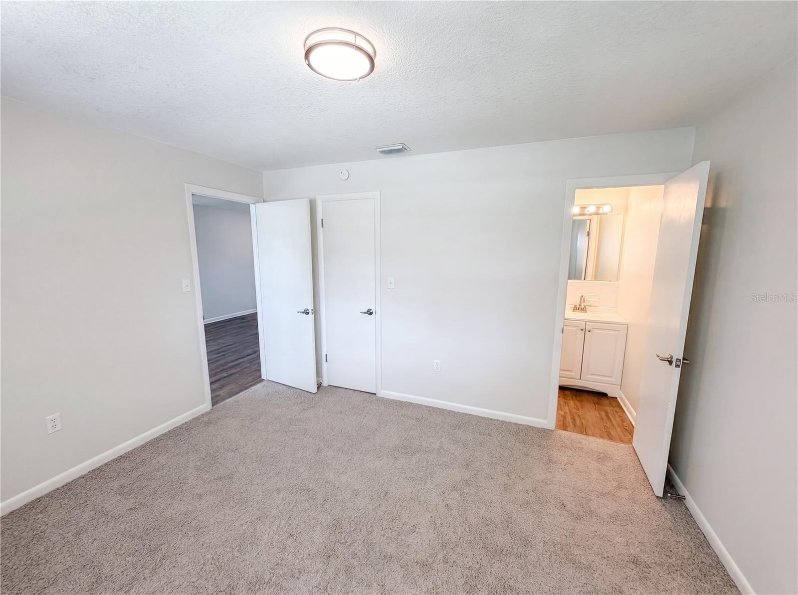 ENGELWOOD PARK - Residential