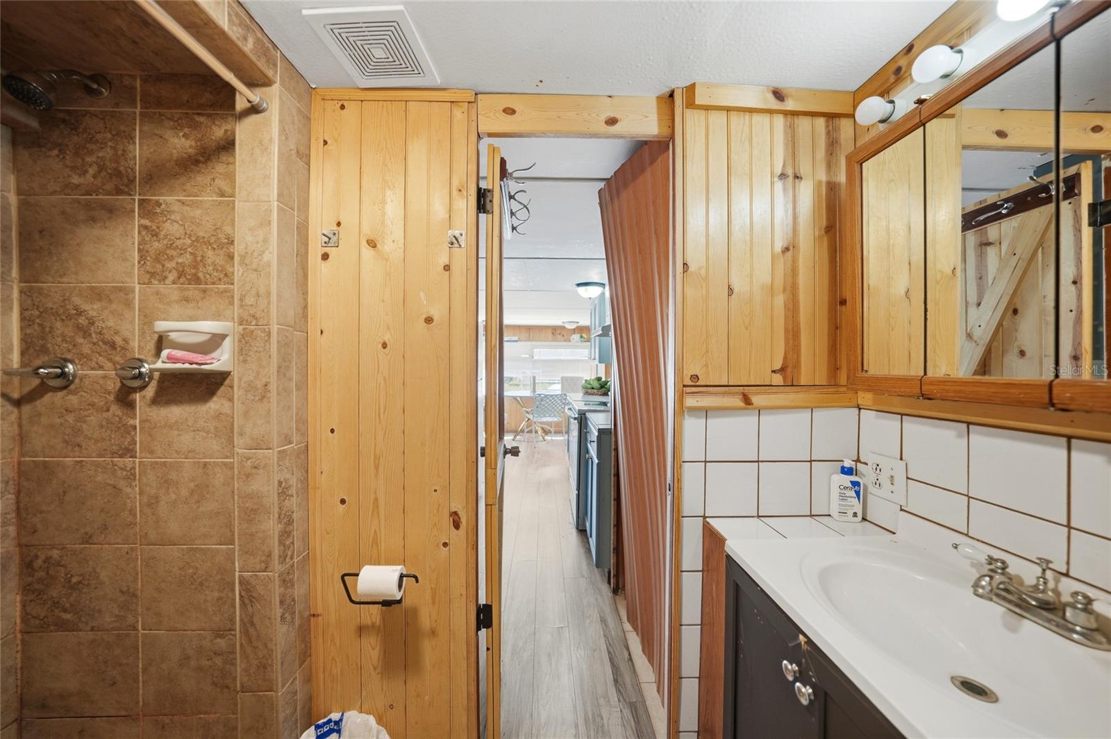 MOBILE GARDENS 1ST ADD - Residential