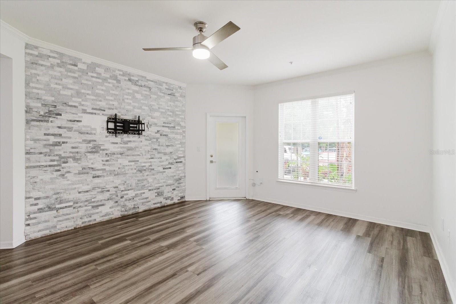 COURTNEY PALMS CONDO - Residential
