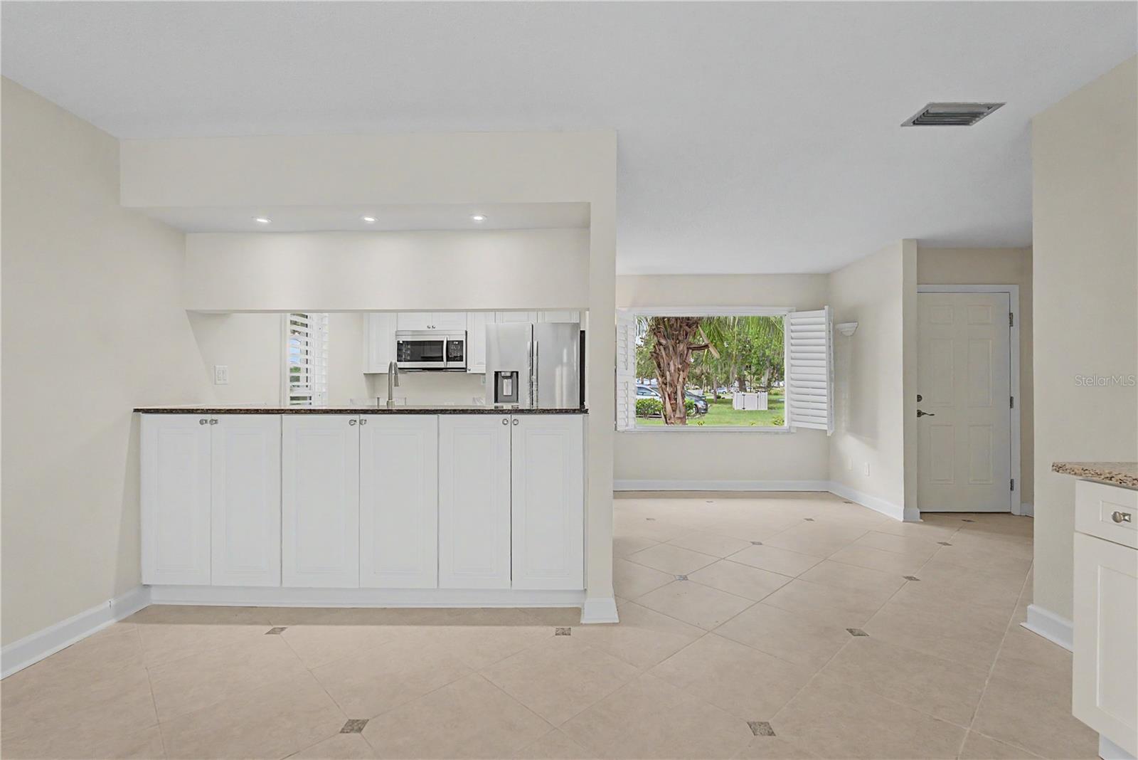 THE BAY VILLAS - Residential