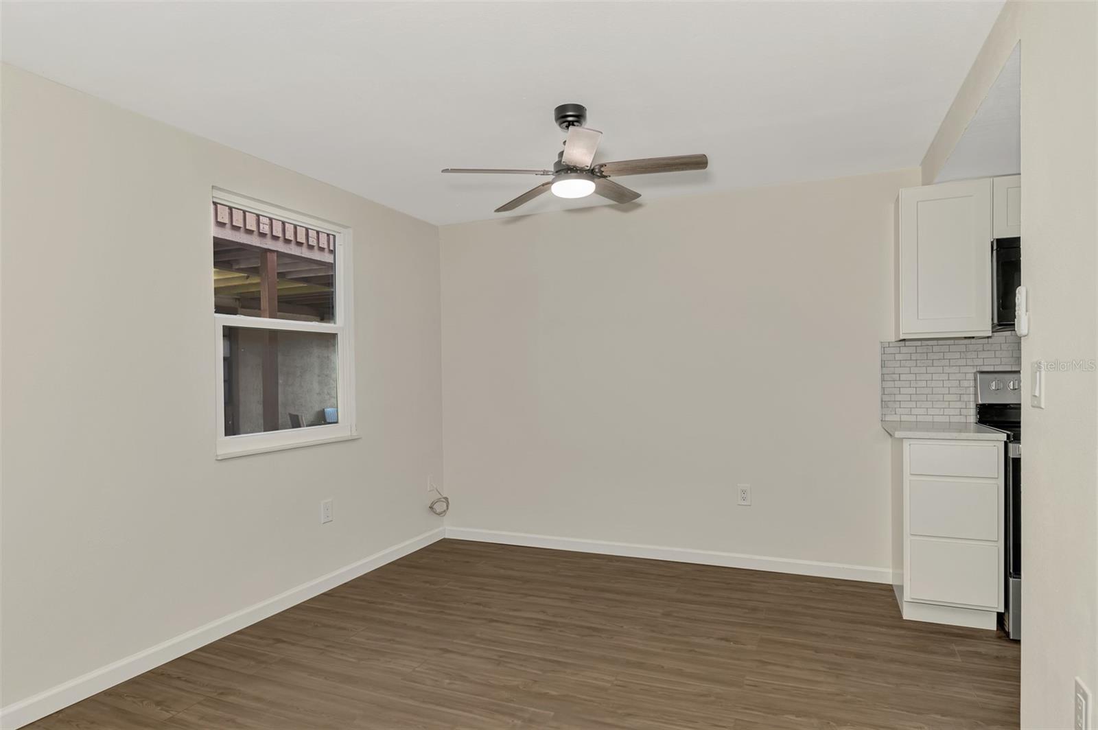 LAKE VIEW CONDO PH I - Residential
