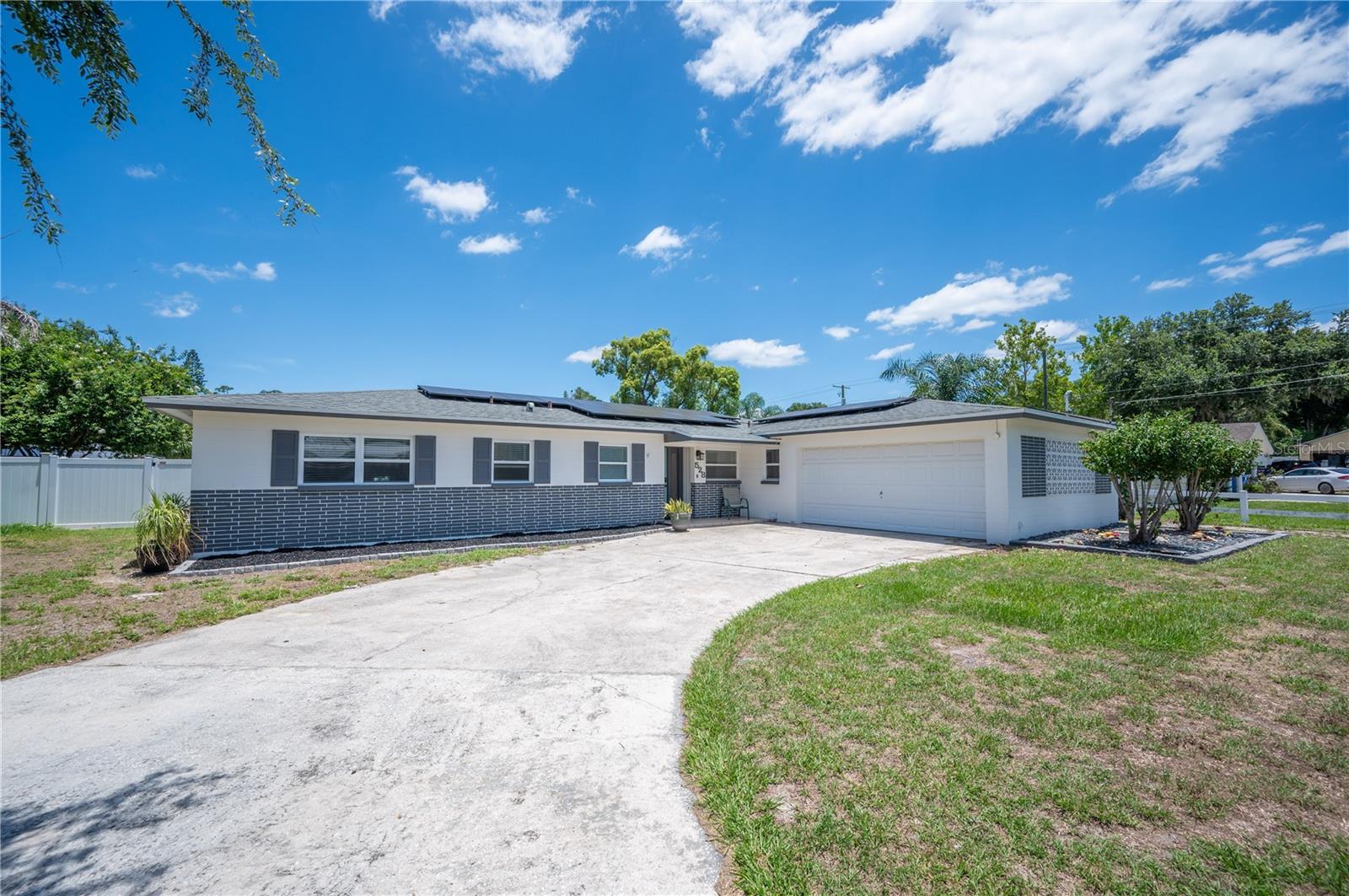 BRANDON LAKE PARK SUB - Residential
