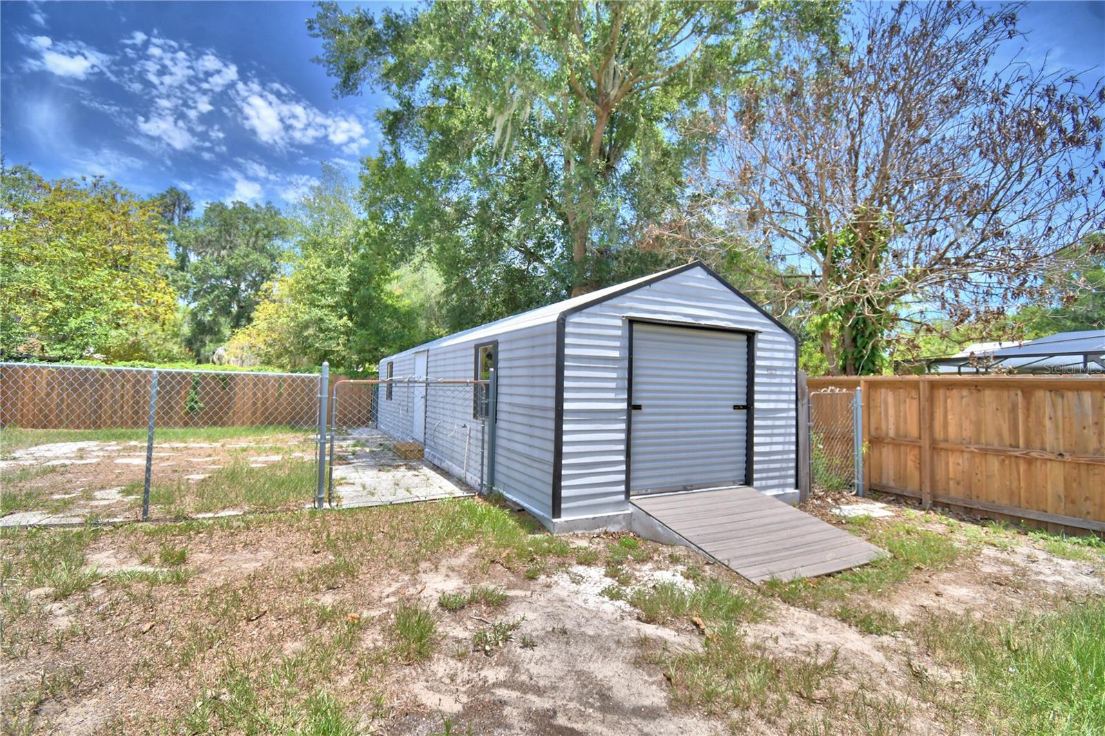 OAKLAND PARK OR A D GILLEYS - Residential