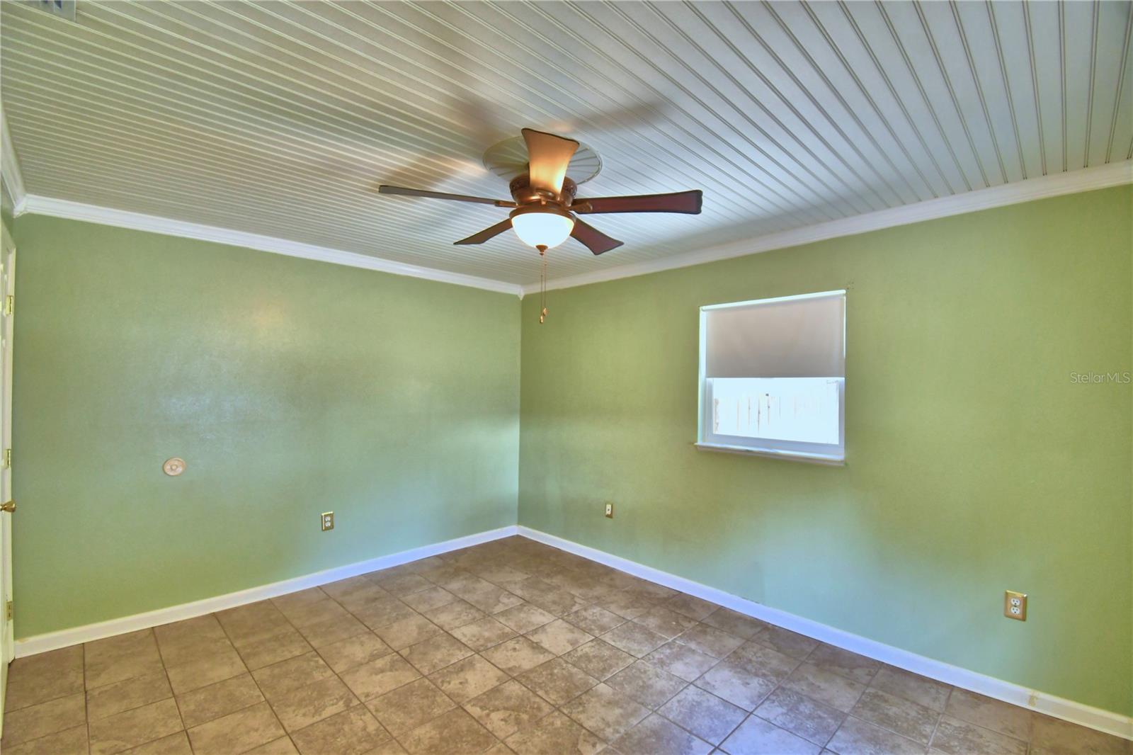 OAKLAND PARK OR A D GILLEYS - Residential