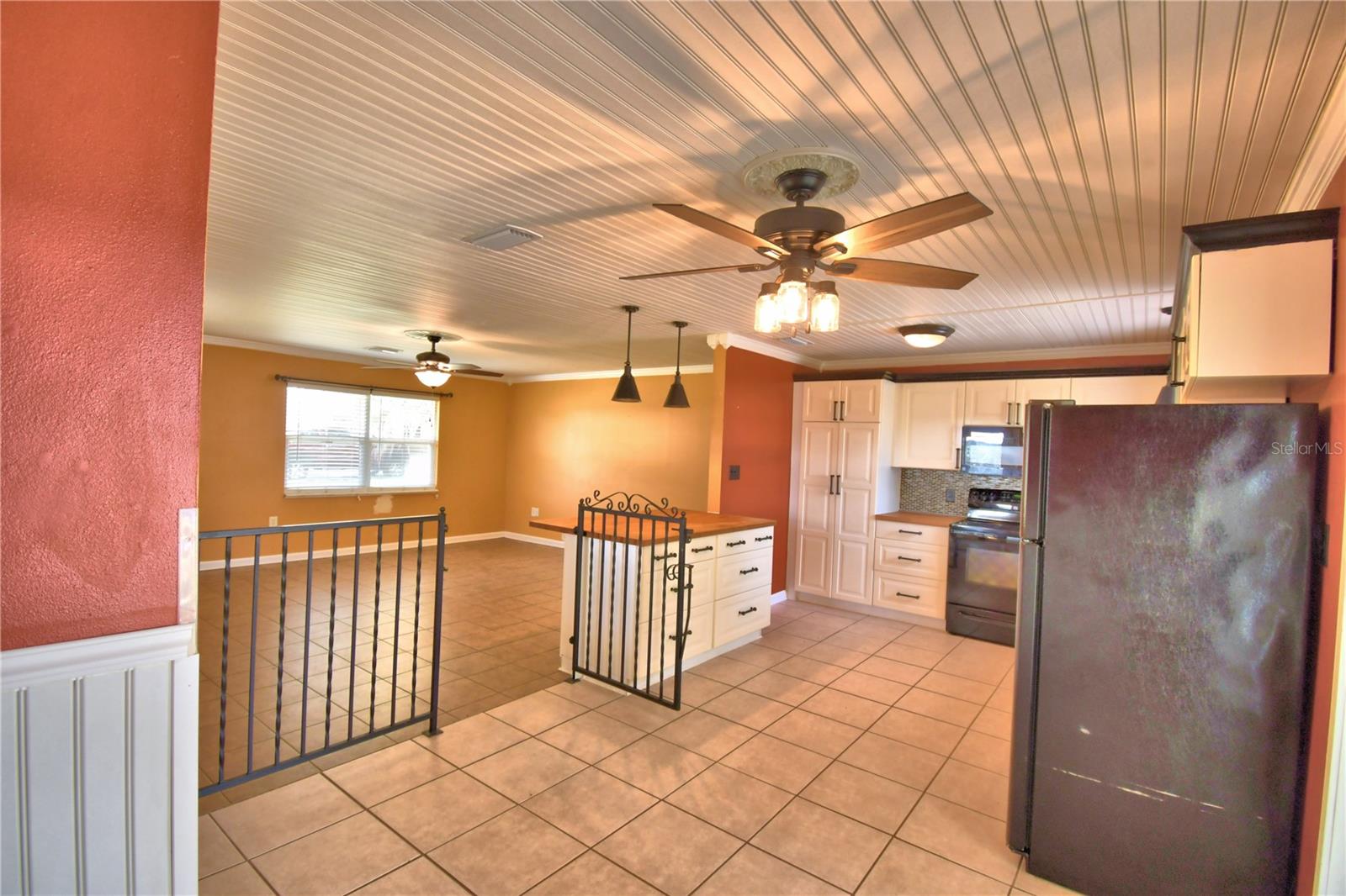 OAKLAND PARK OR A D GILLEYS - Residential