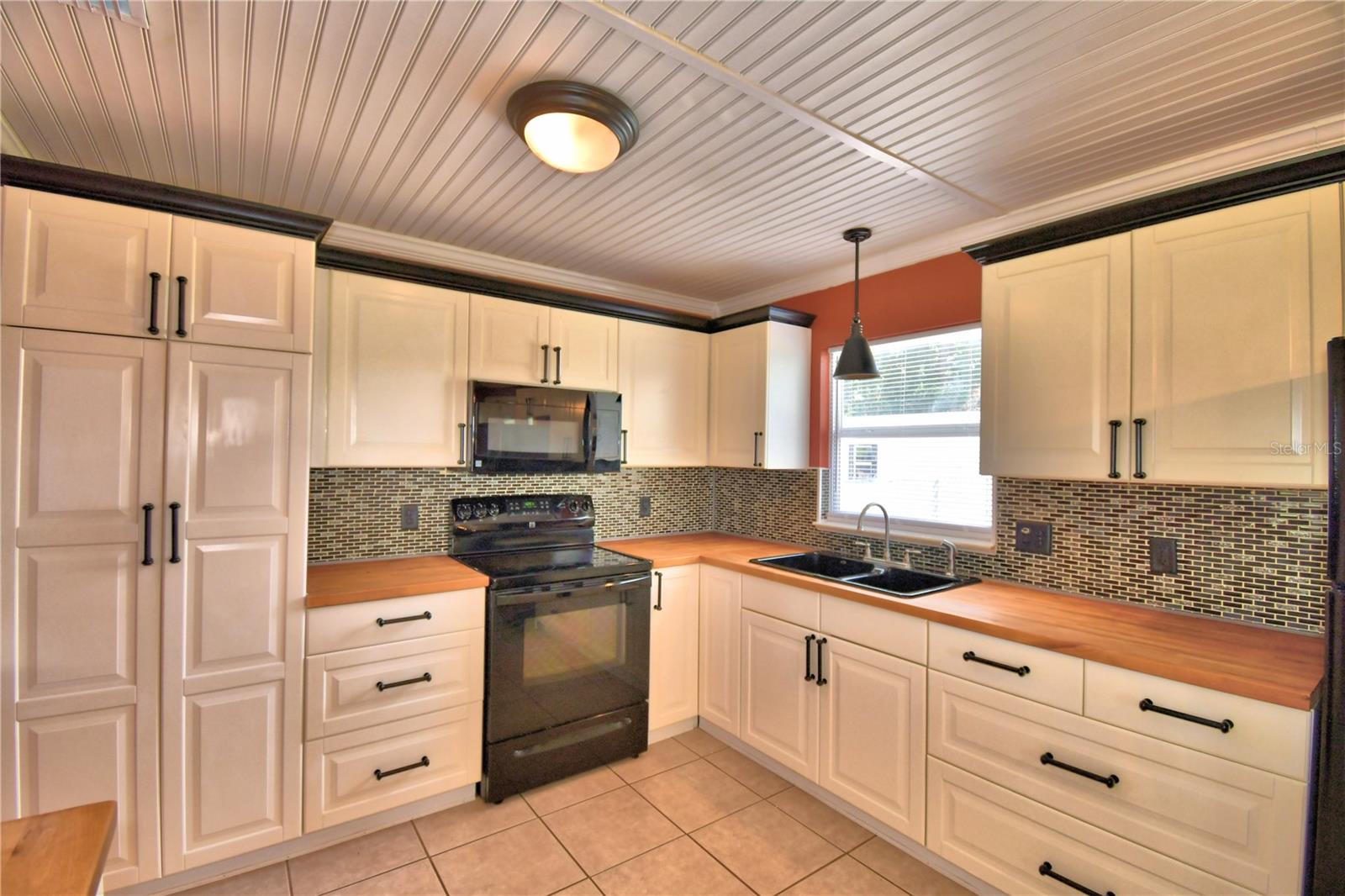OAKLAND PARK OR A D GILLEYS - Residential