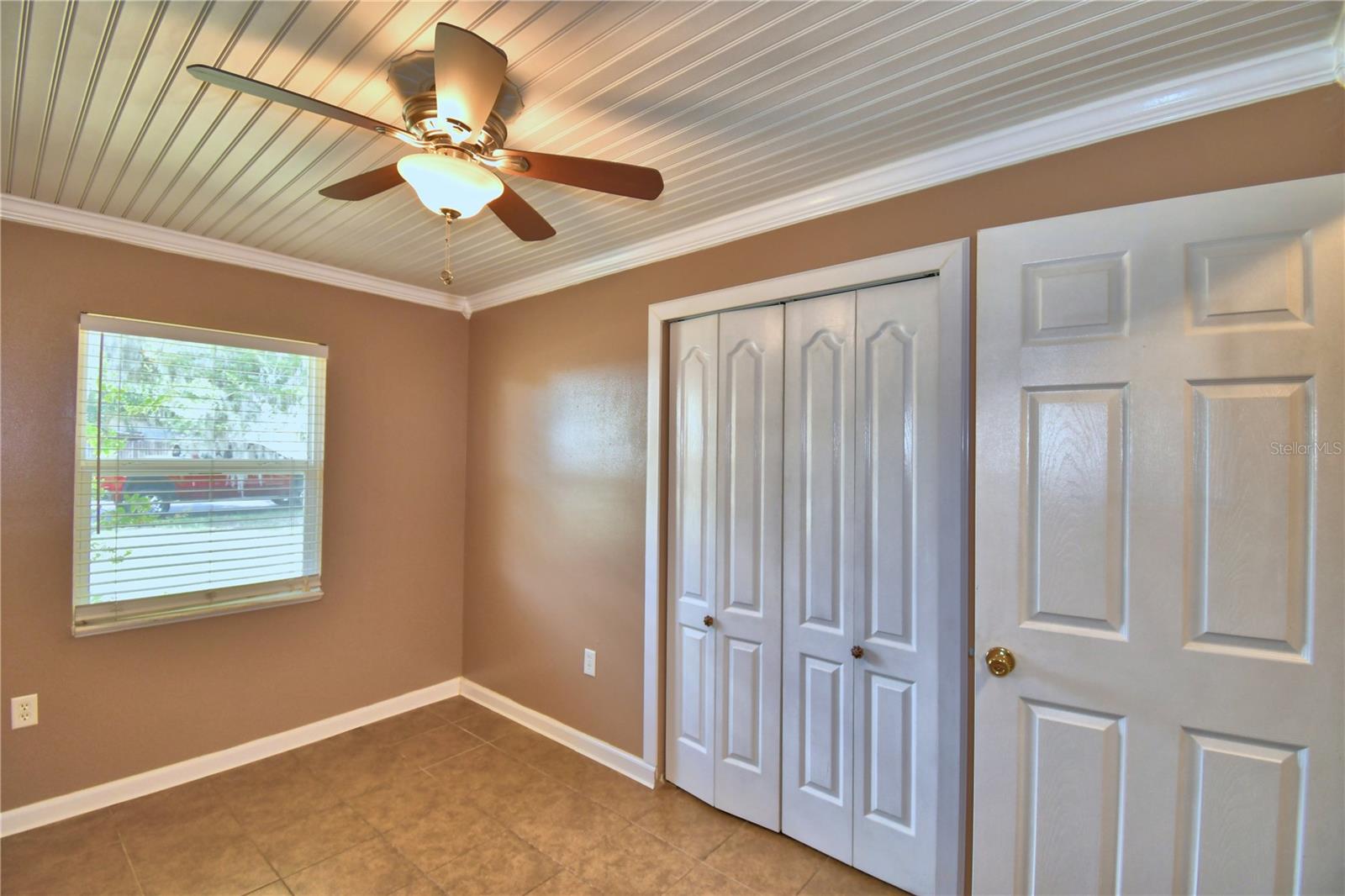 OAKLAND PARK OR A D GILLEYS - Residential