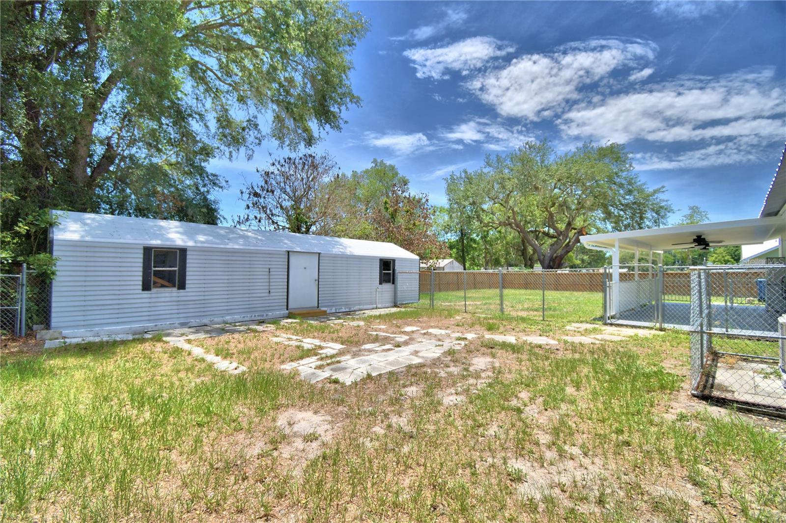 OAKLAND PARK OR A D GILLEYS - Residential