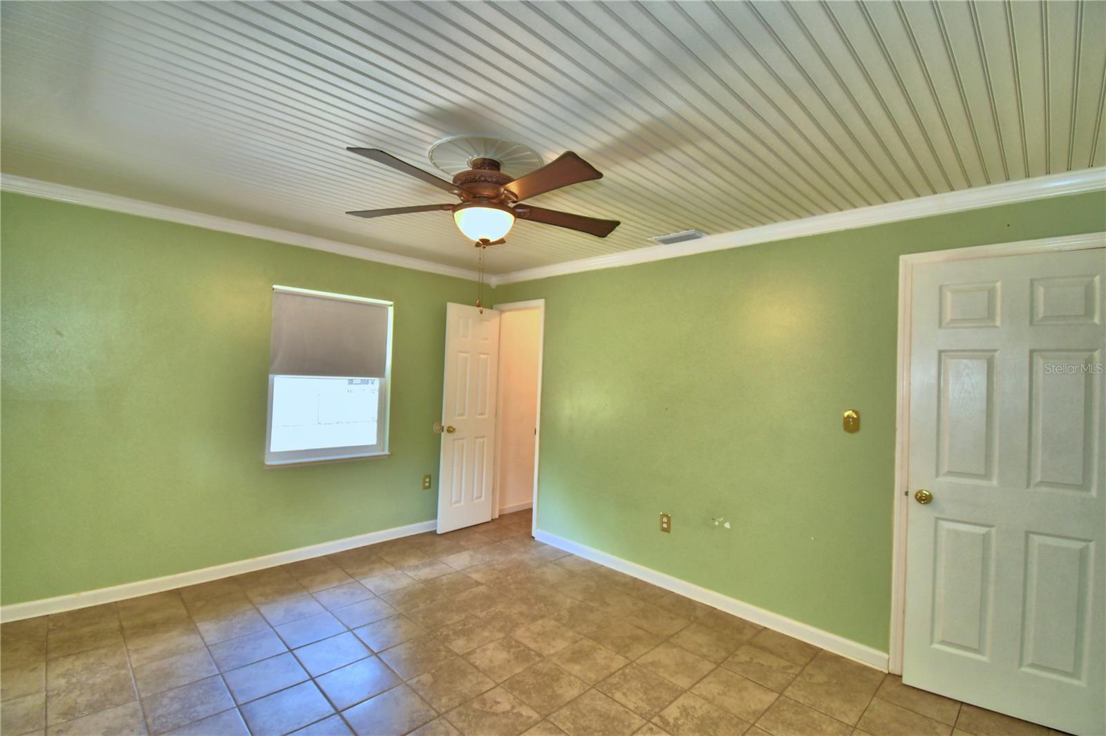 OAKLAND PARK OR A D GILLEYS - Residential