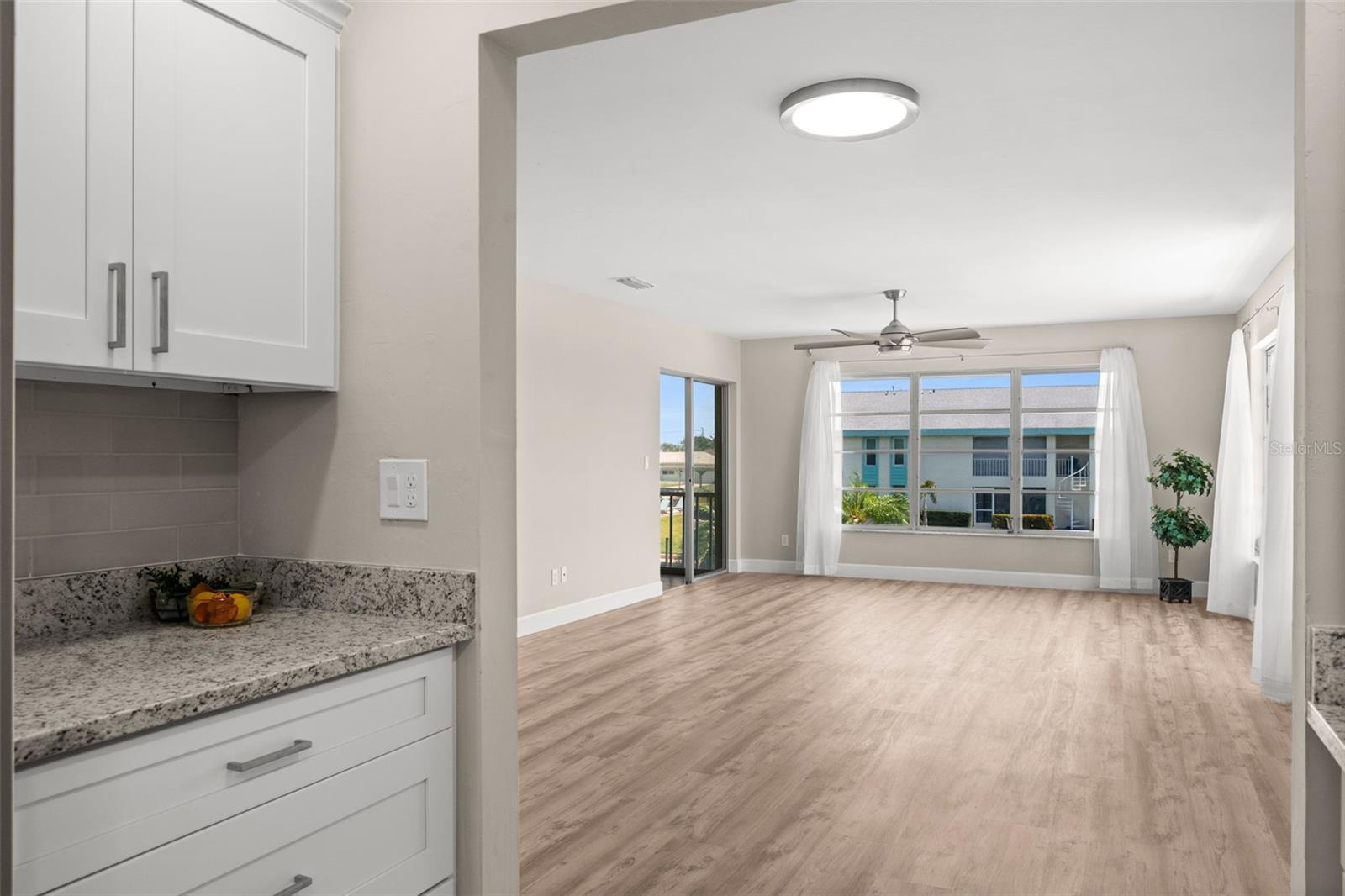 COR DEL CONDO - Residential