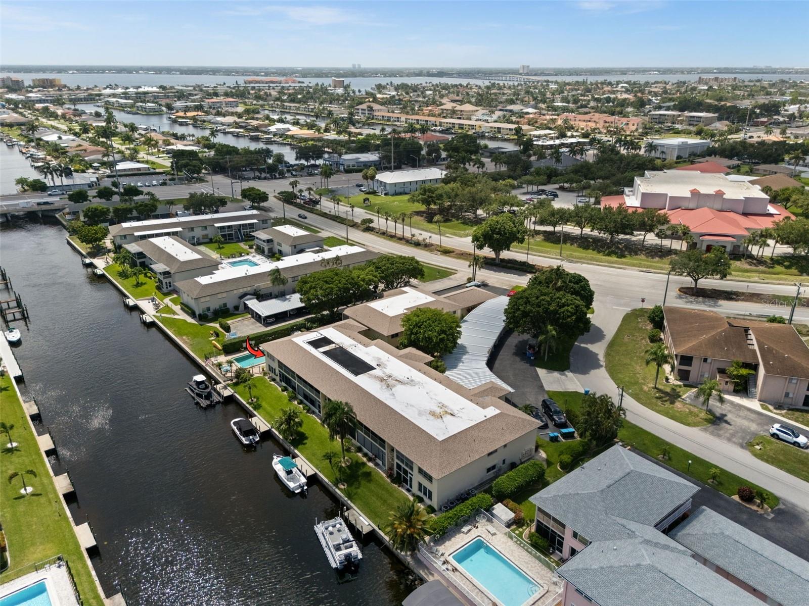 COR DEL CONDO - Residential