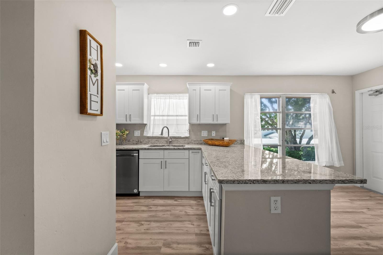 COR DEL CONDO - Residential