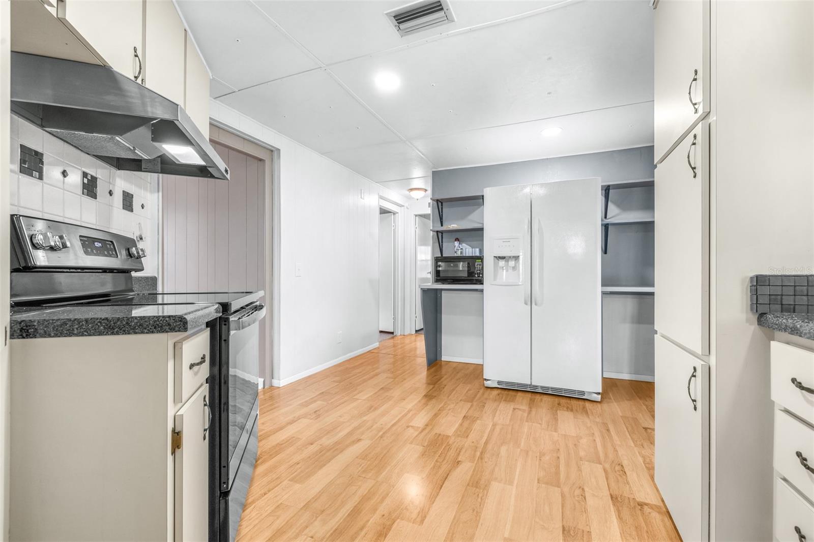 SUN-AIR COUNTRY CLUB - Residential