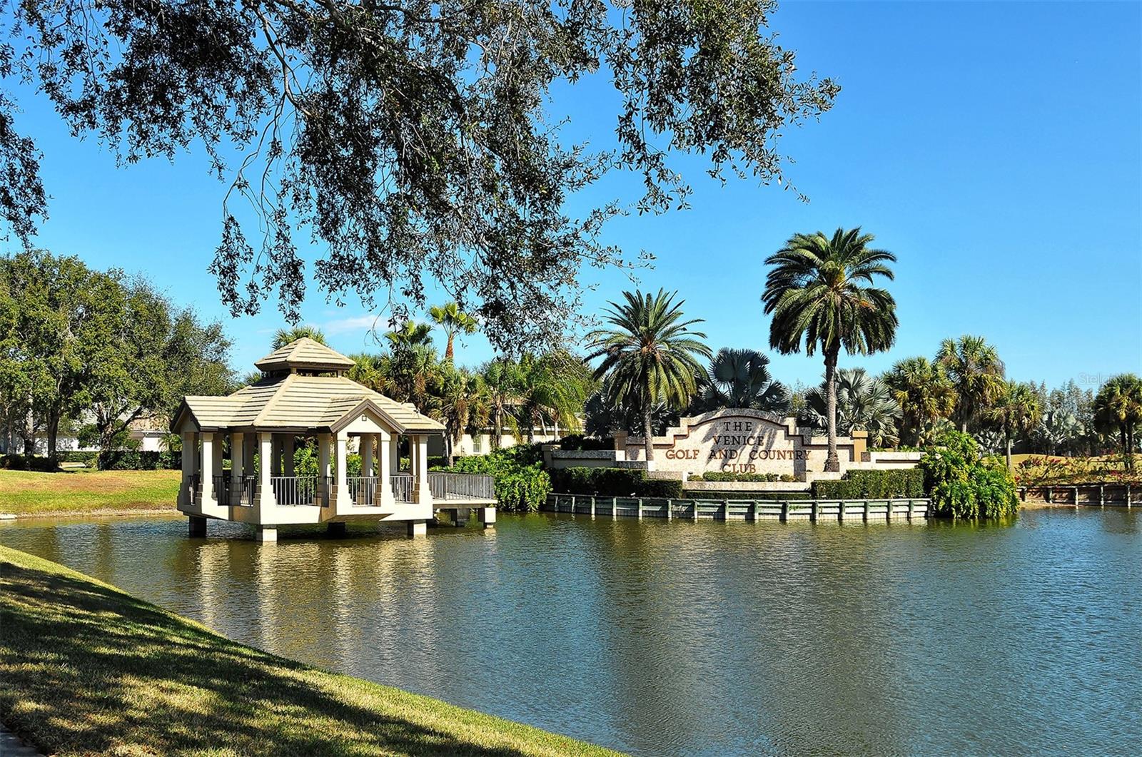 VENICE GOLF & COUNTRY CLUB - Residential