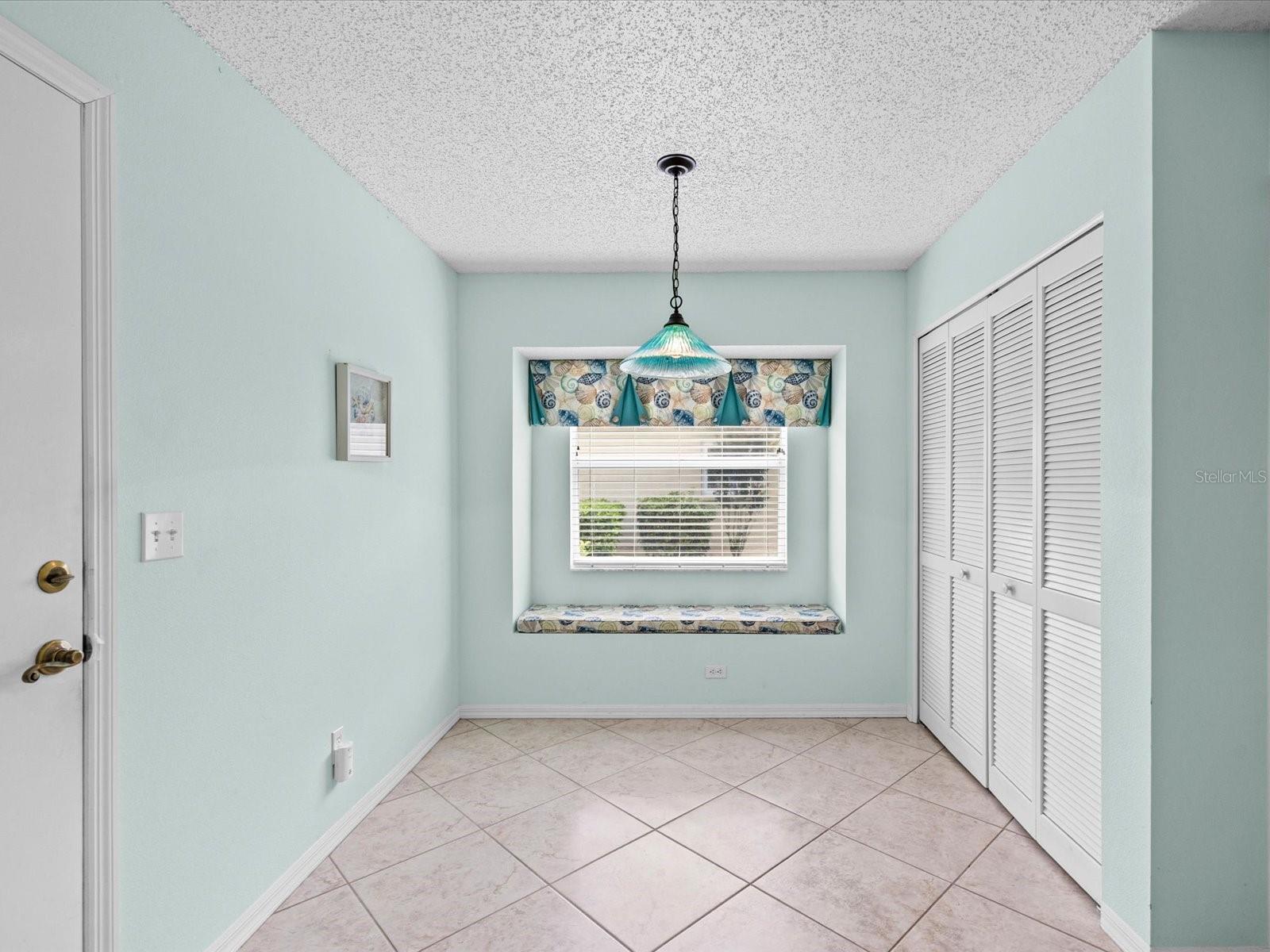 MANCHESTER IV CONDO - Residential
