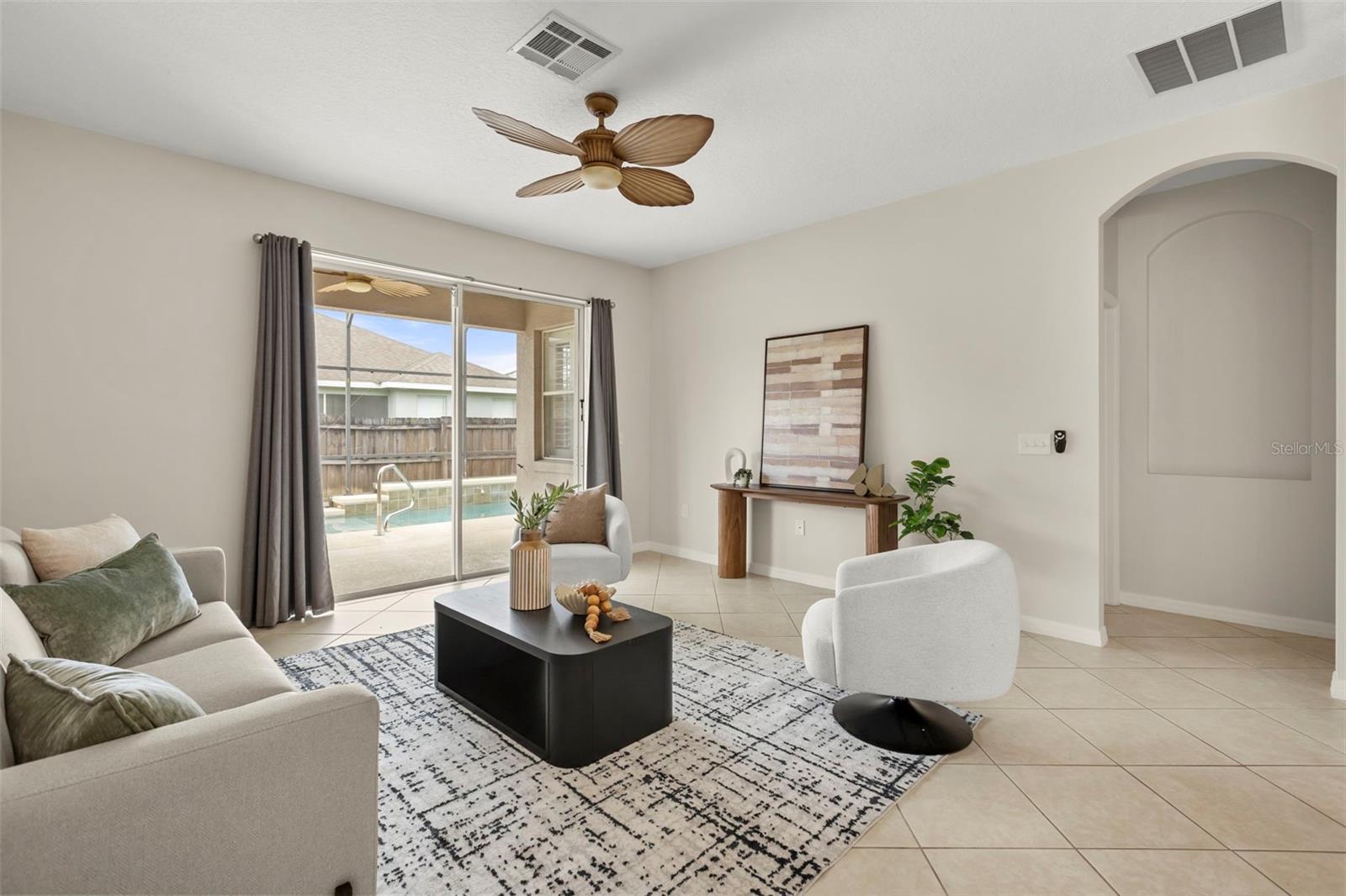 VENETIAN BAY - Residential