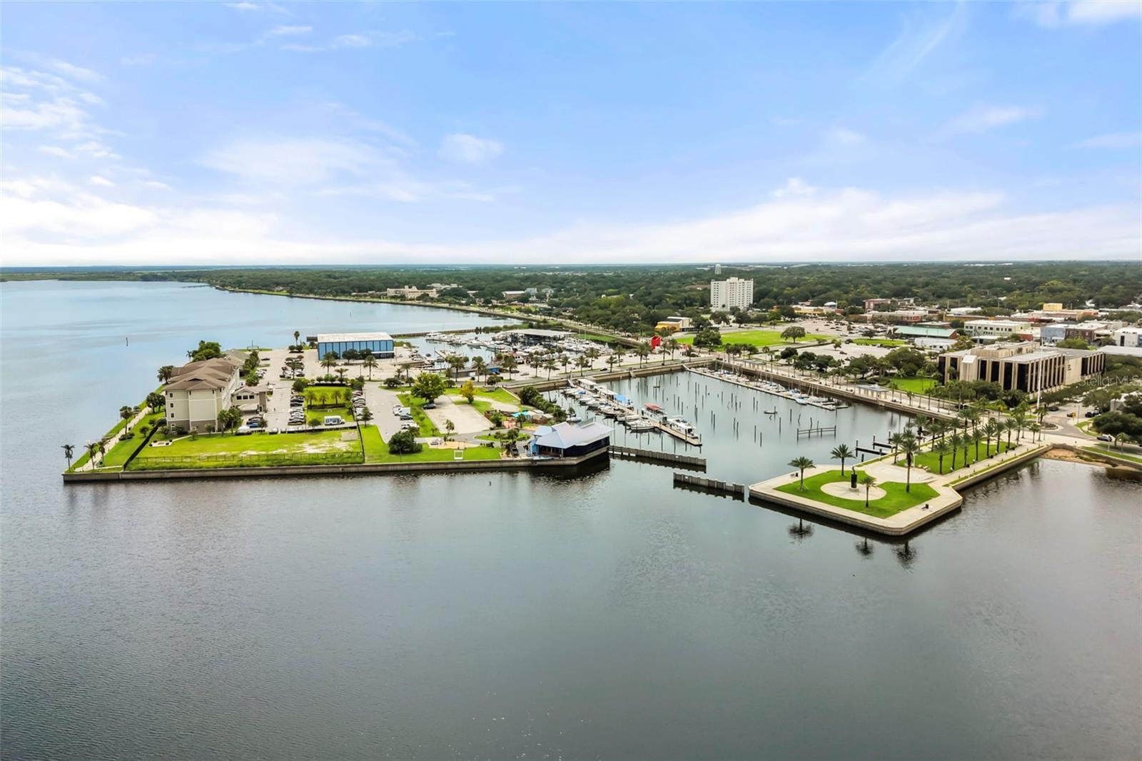 VENETIAN BAY - Residential