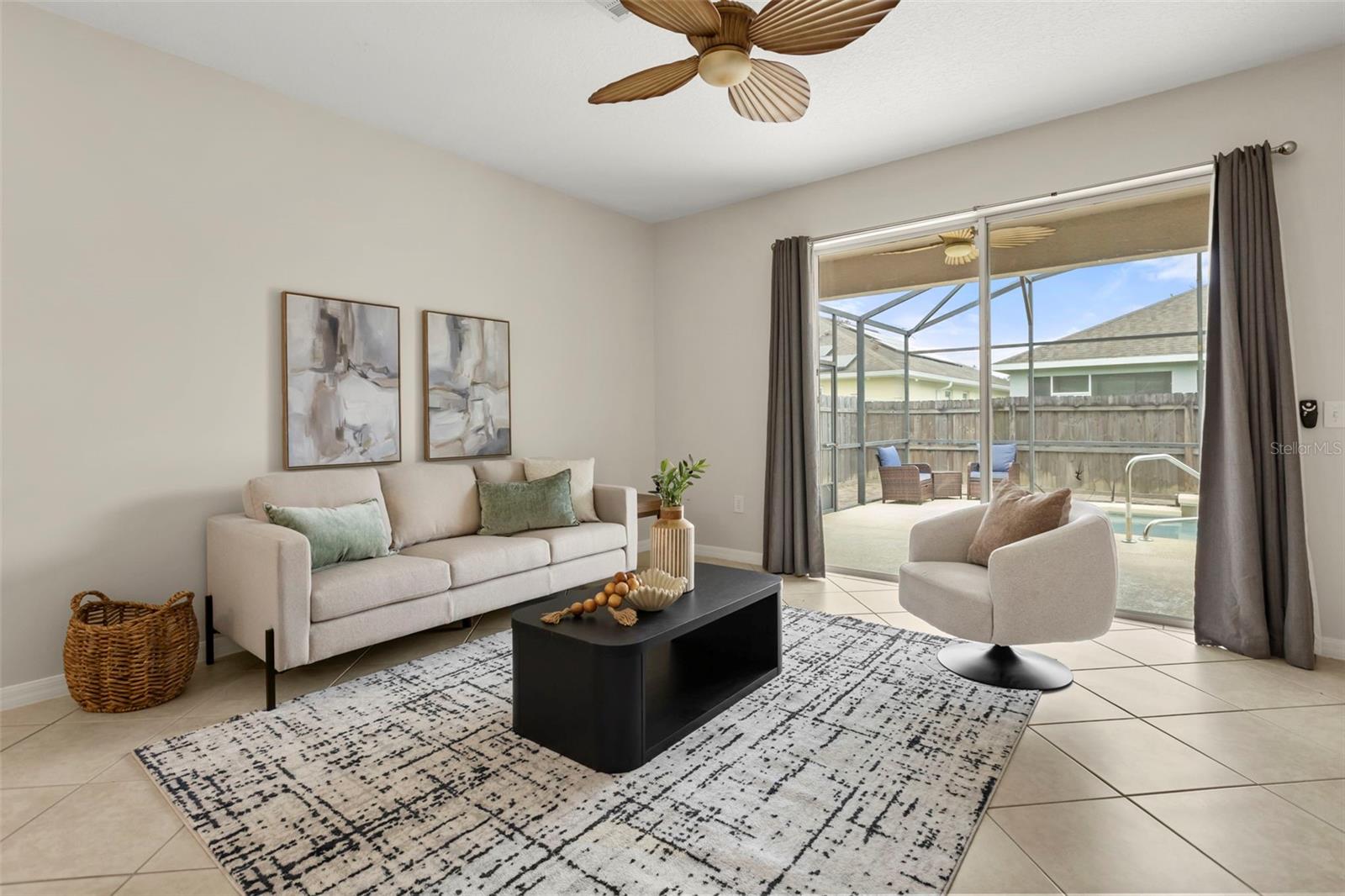 VENETIAN BAY - Residential