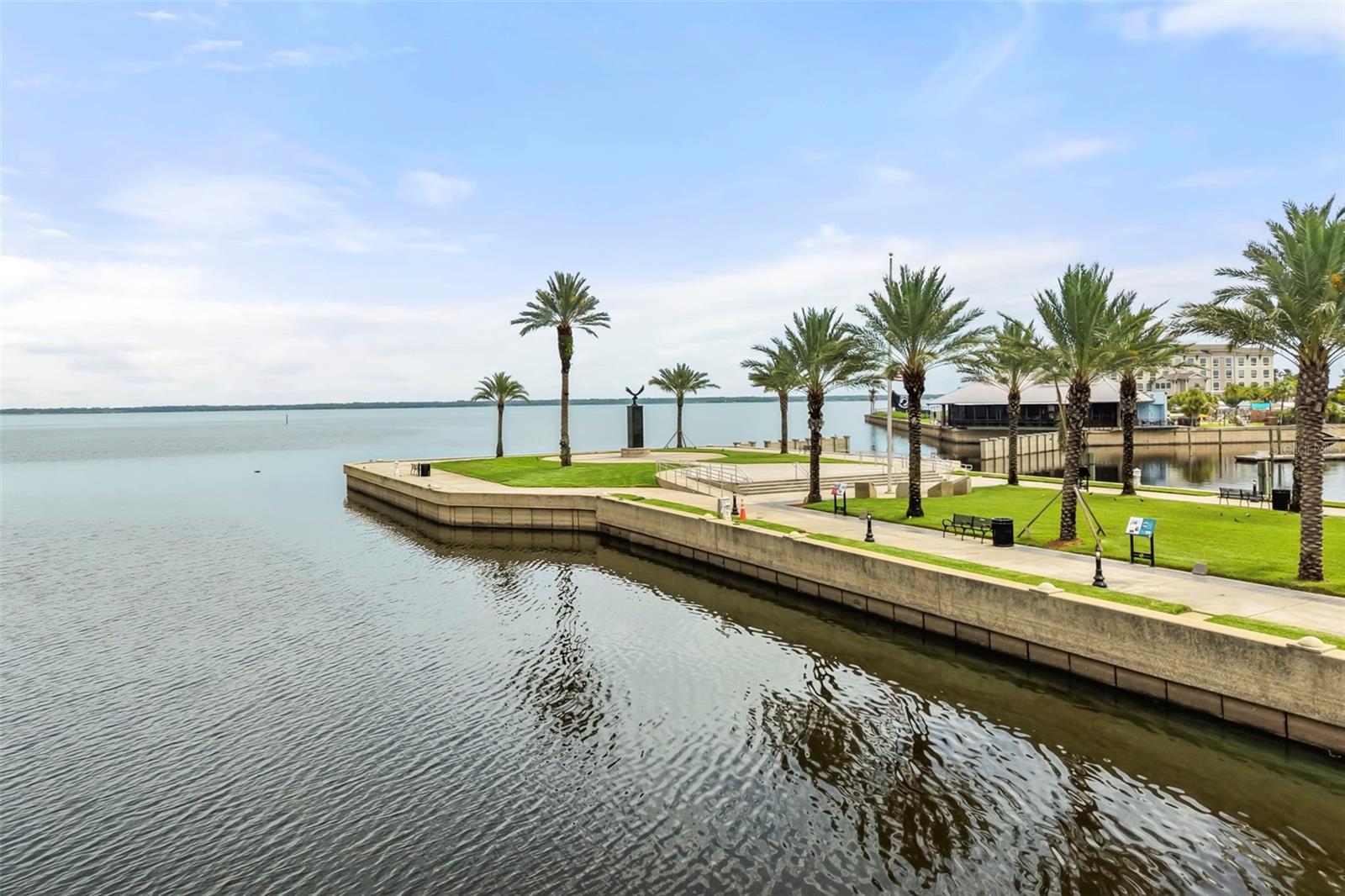 VENETIAN BAY - Residential