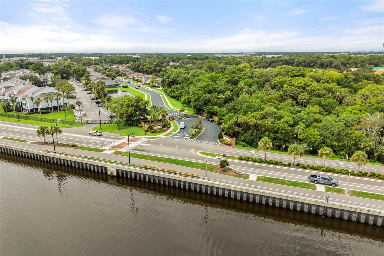 VENETIAN BAY - Residential