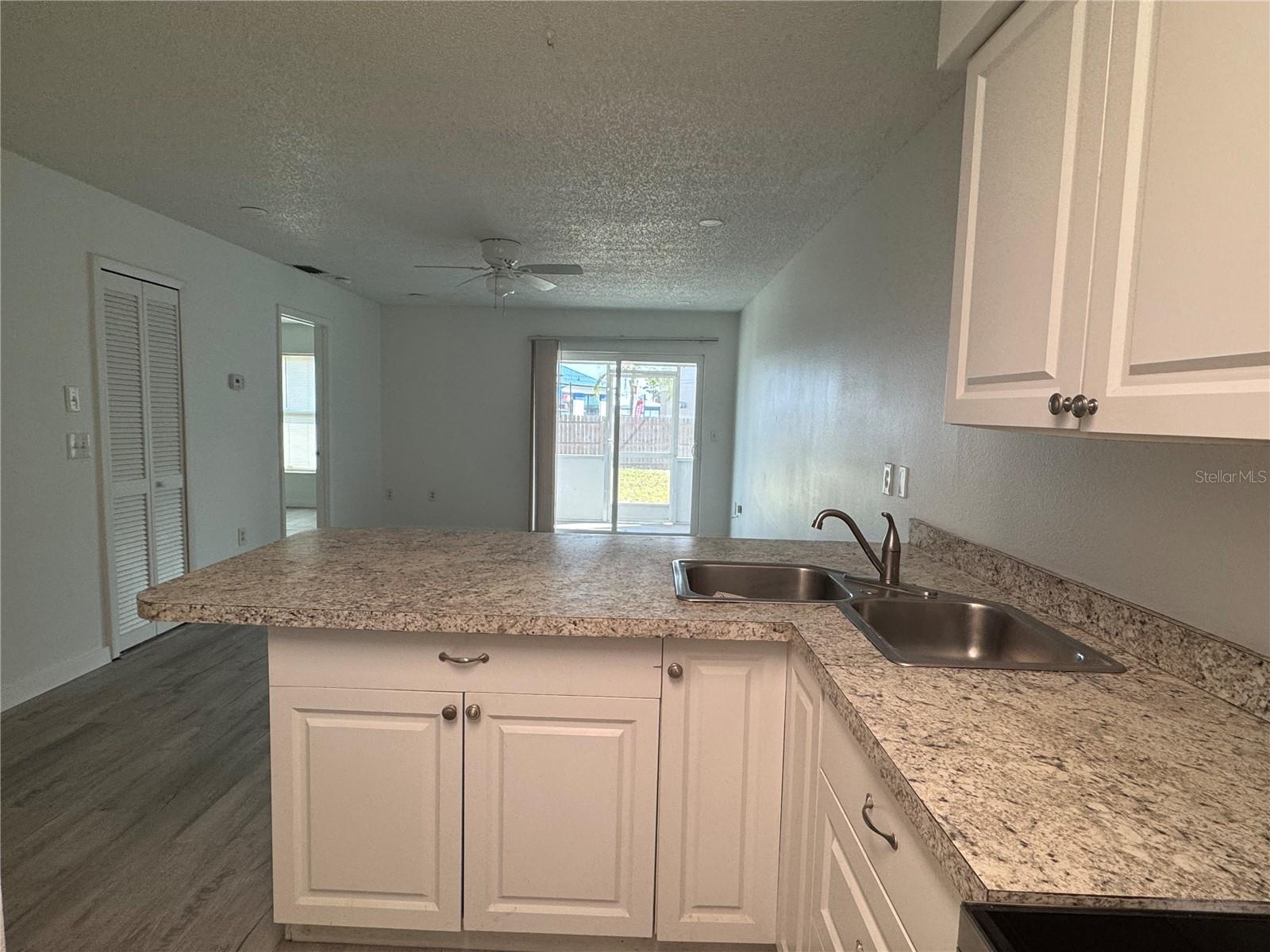 GULF WIND - Residential Lease