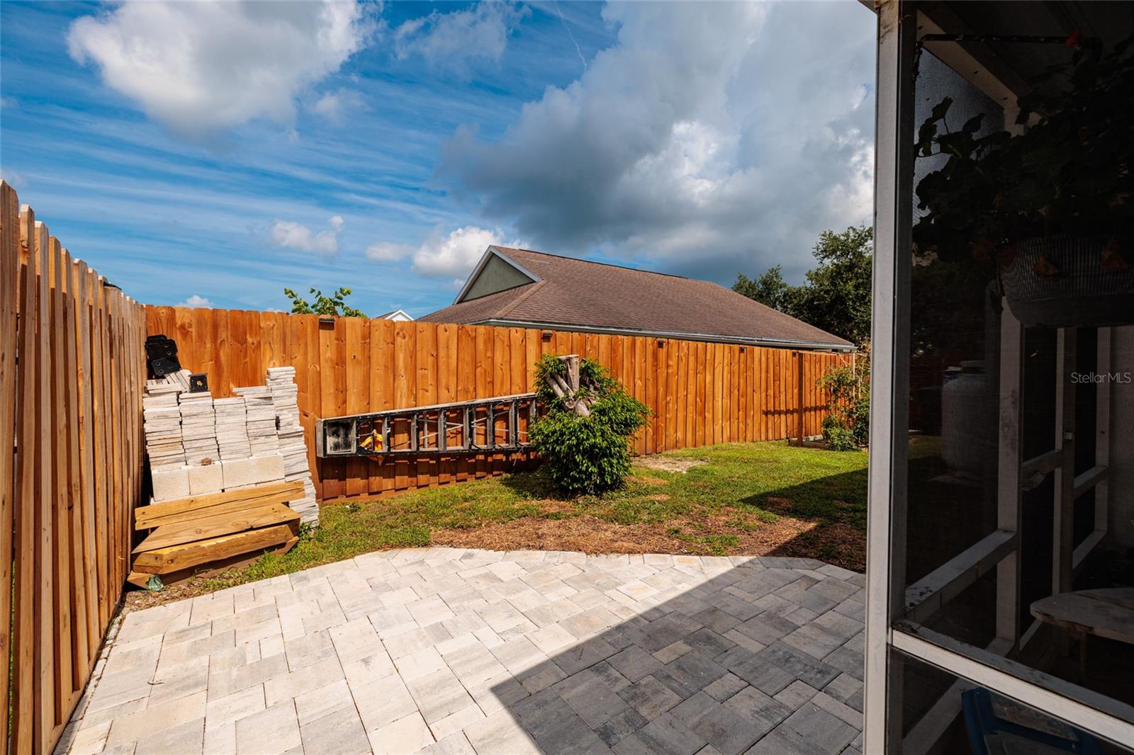 FOSTERS CREEK - Residential