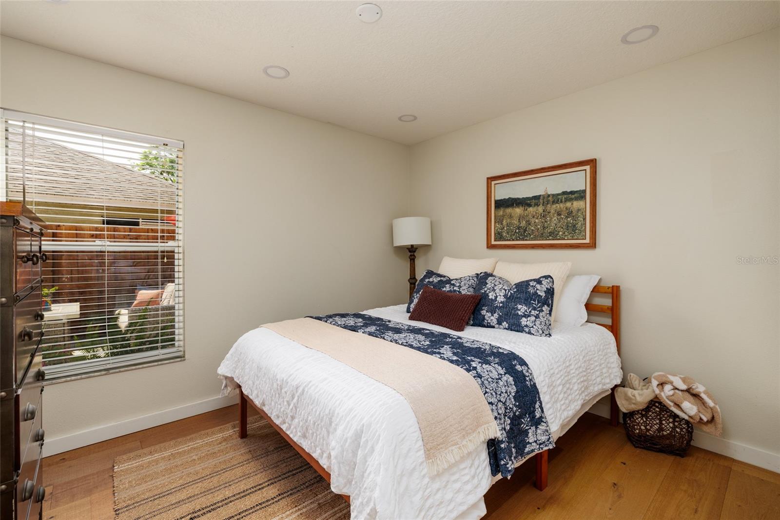 FOSTERS CREEK - Residential