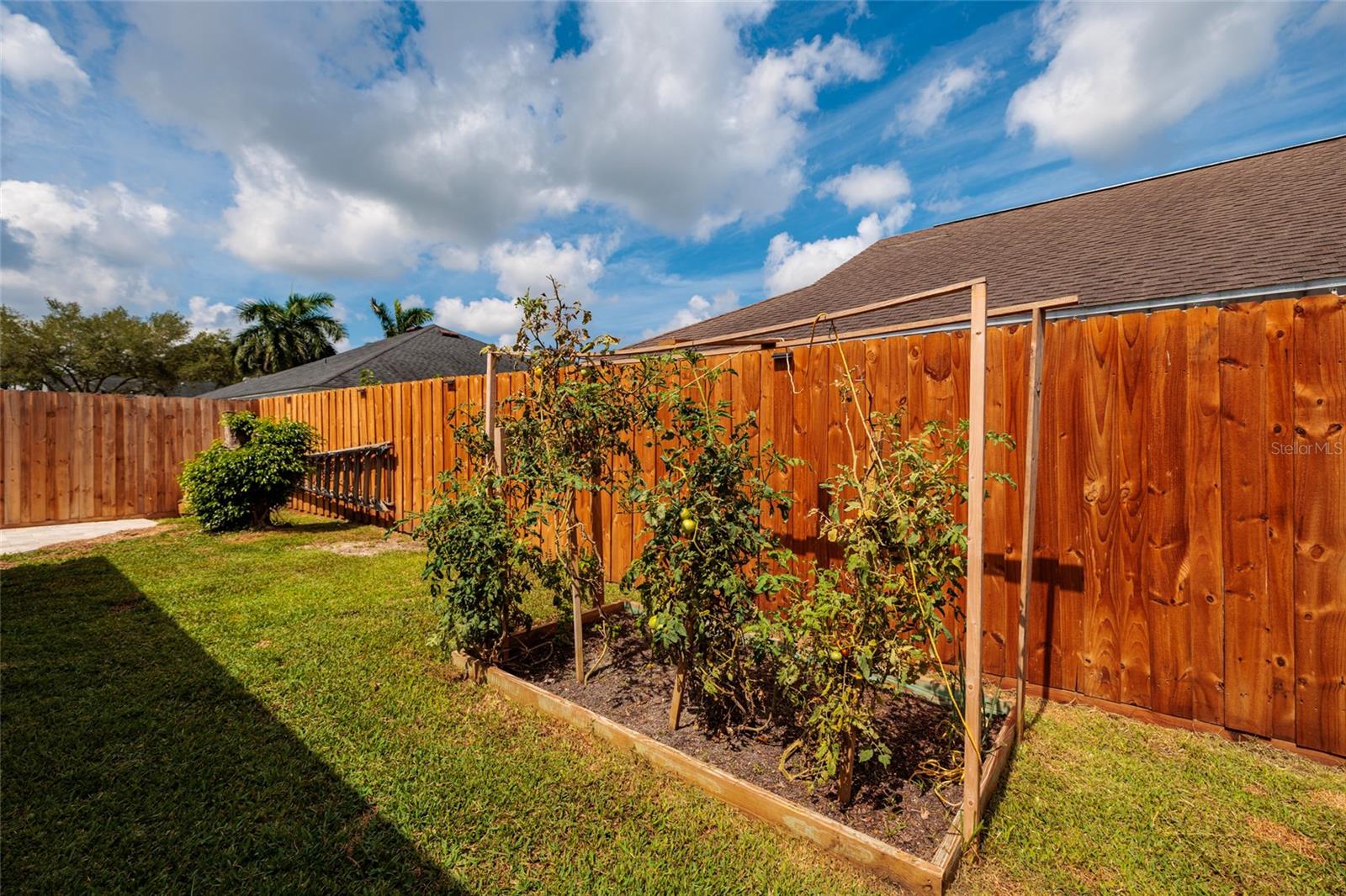 FOSTERS CREEK - Residential