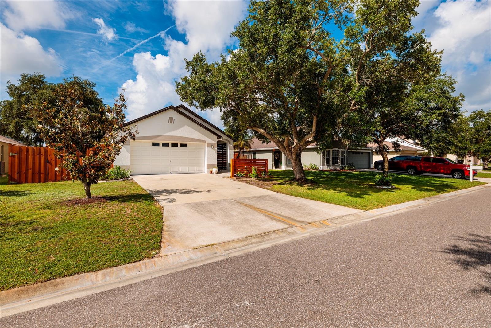 FOSTERS CREEK - Residential