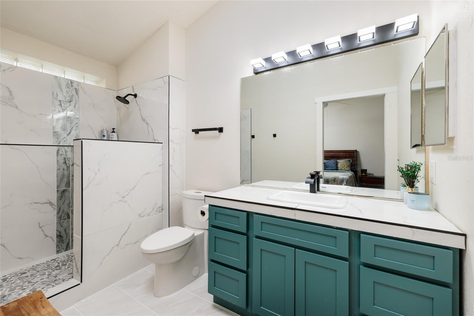 FOSTERS CREEK - Residential