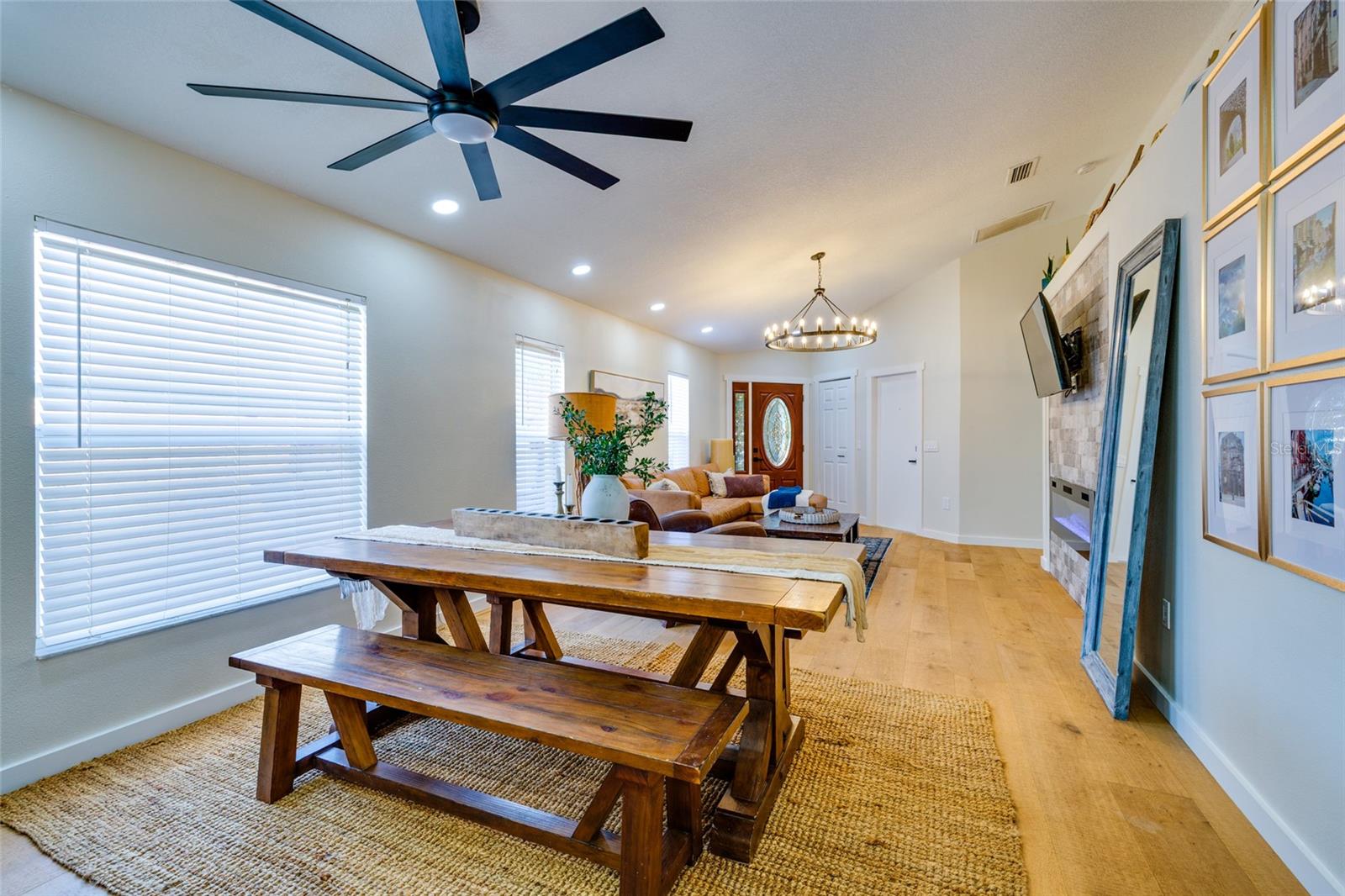 FOSTERS CREEK - Residential