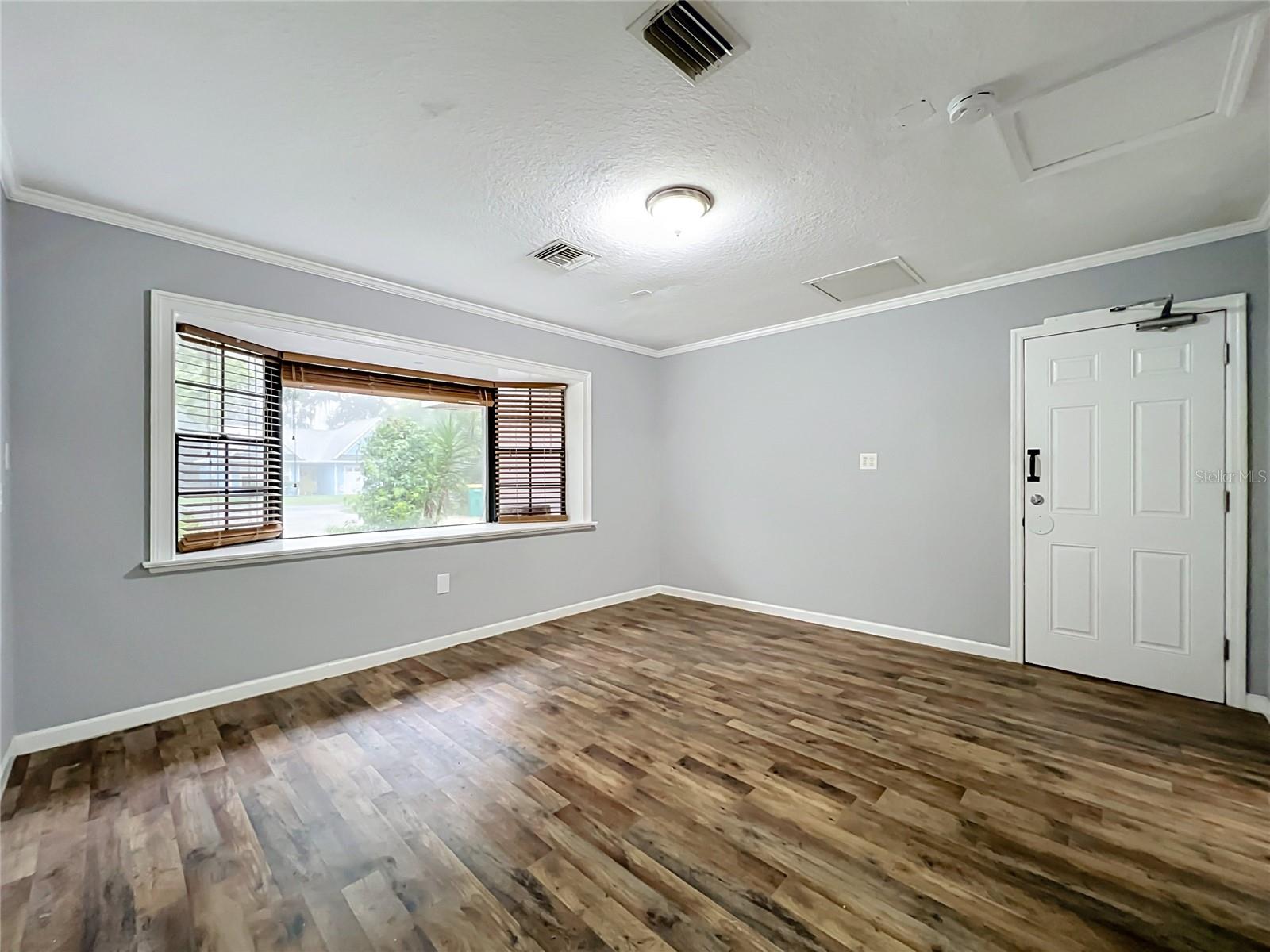 LAKE FRANKLIN PARK - Residential