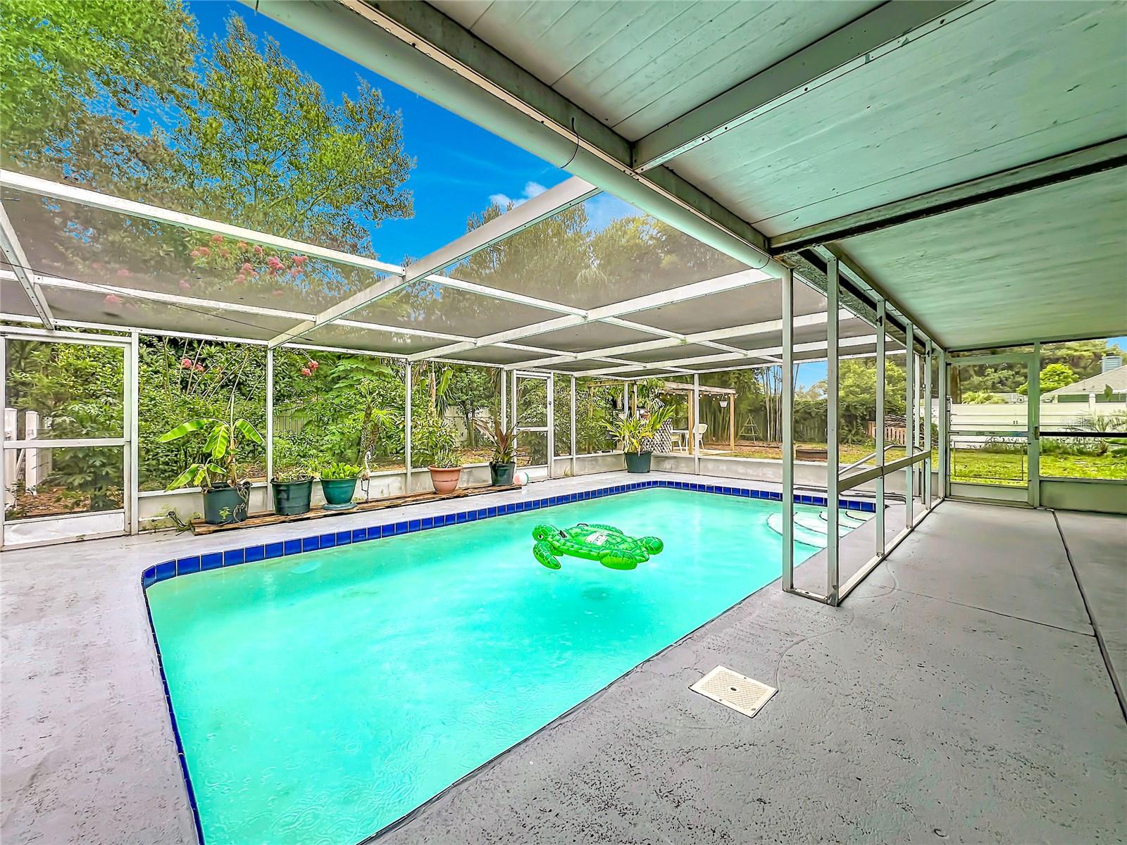 LAKE FRANKLIN PARK - Residential