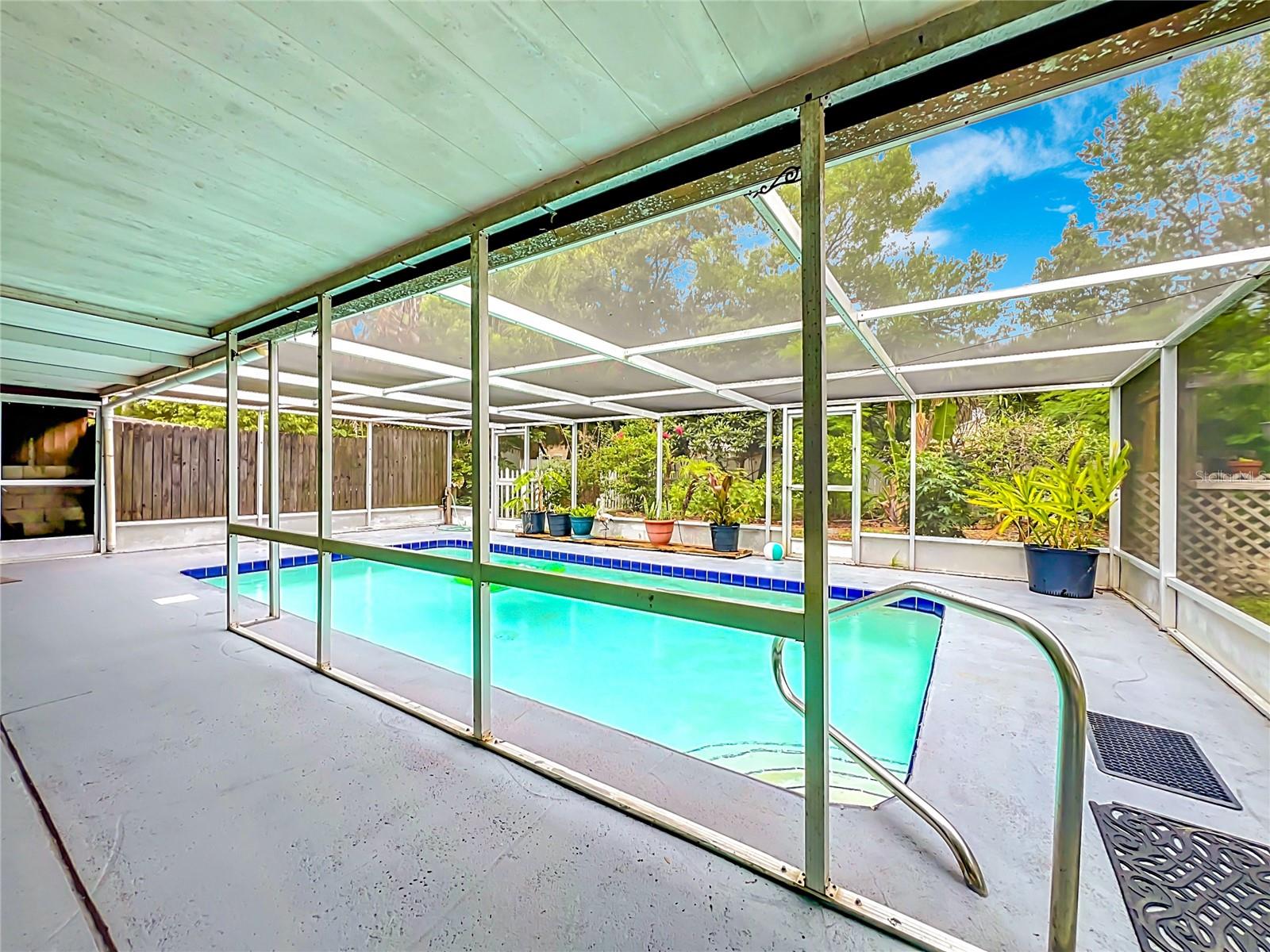 LAKE FRANKLIN PARK - Residential