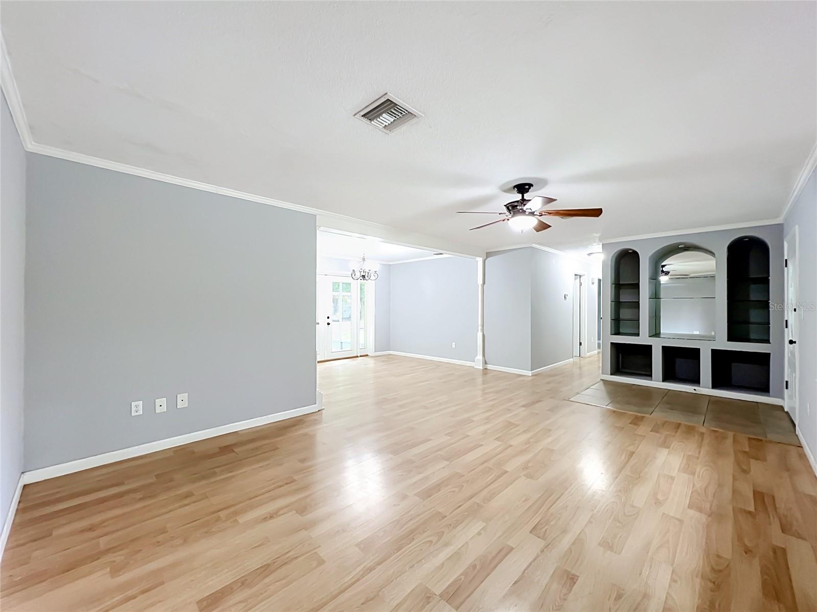 LAKE FRANKLIN PARK - Residential