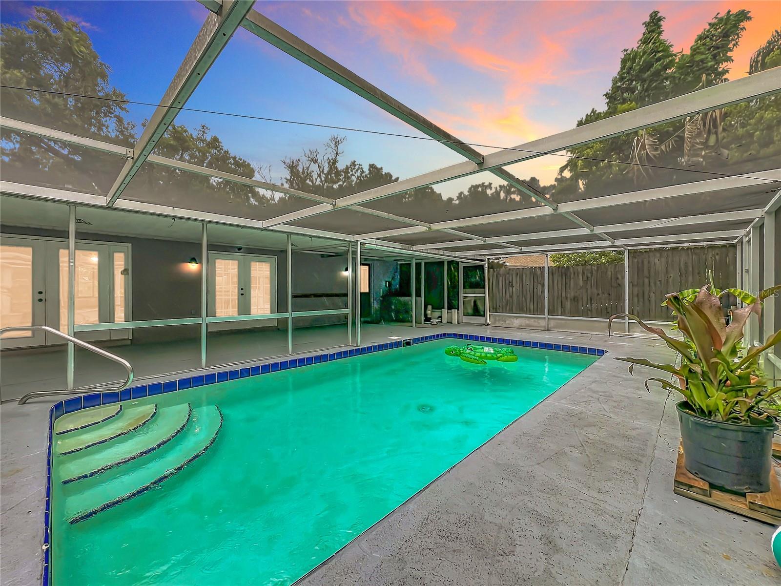 LAKE FRANKLIN PARK - Residential