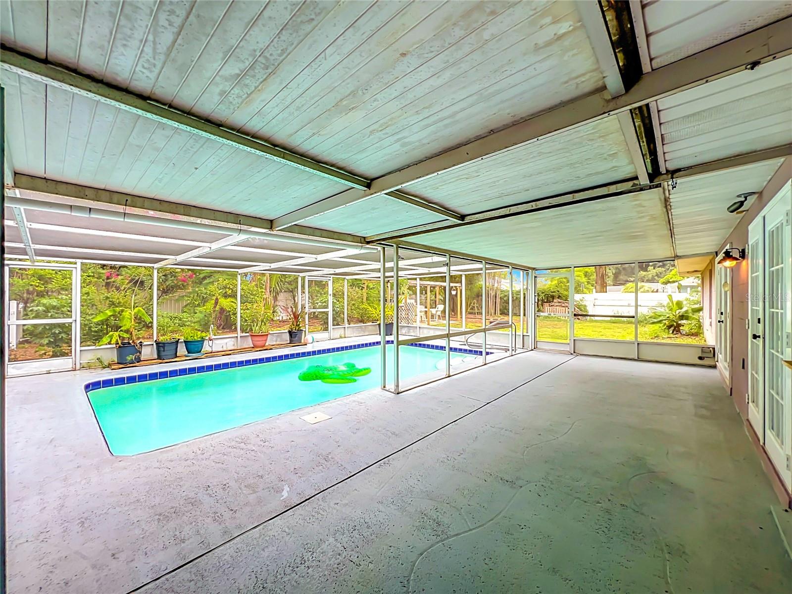 LAKE FRANKLIN PARK - Residential