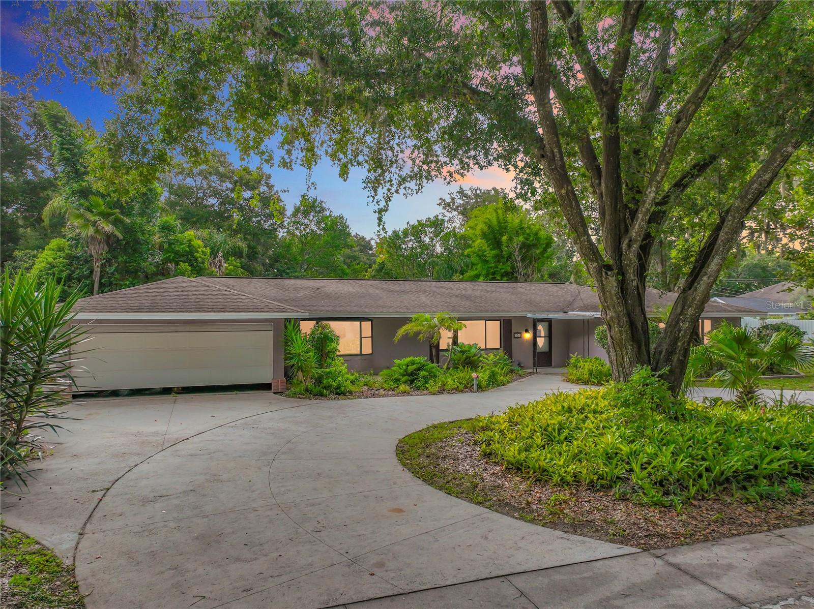 LAKE FRANKLIN PARK - Residential