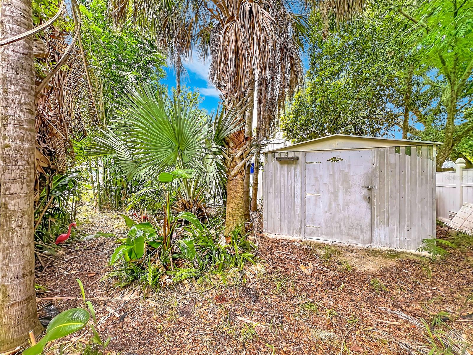 LAKE FRANKLIN PARK - Residential