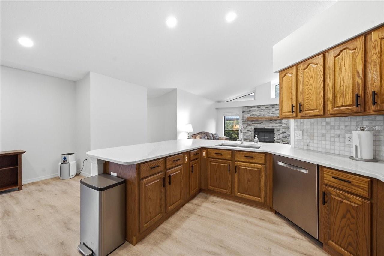 KEYSTONE CROSSINGS - Residential