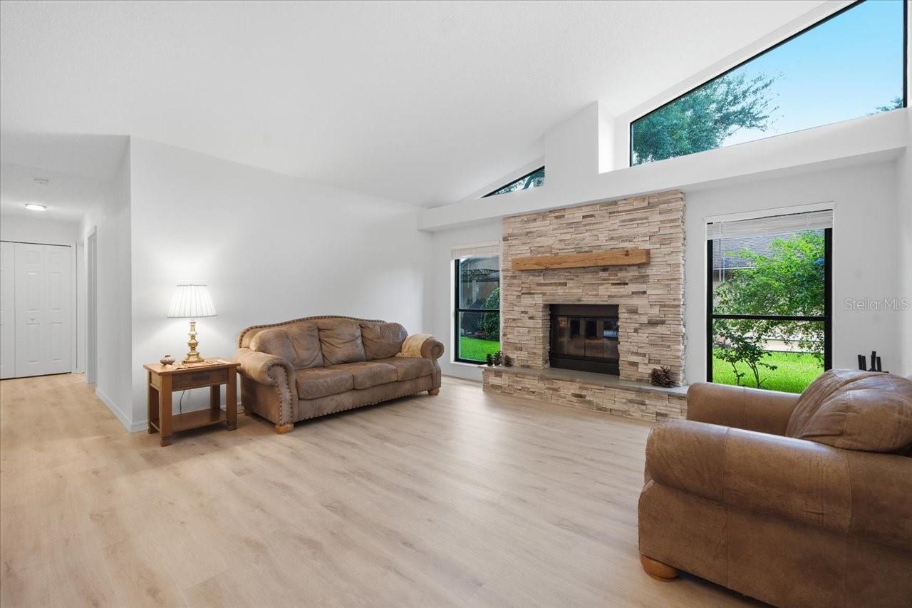 KEYSTONE CROSSINGS - Residential