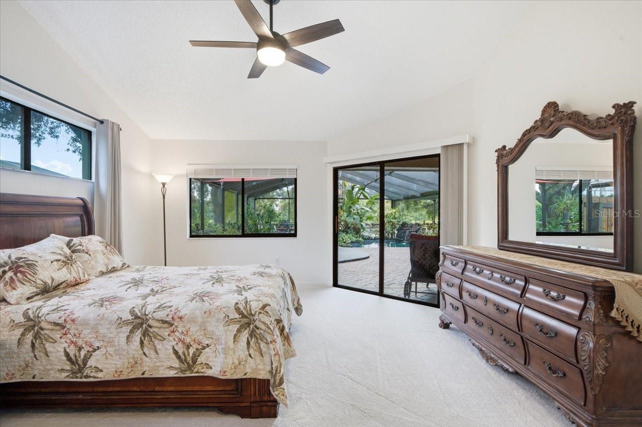 KEYSTONE CROSSINGS - Residential