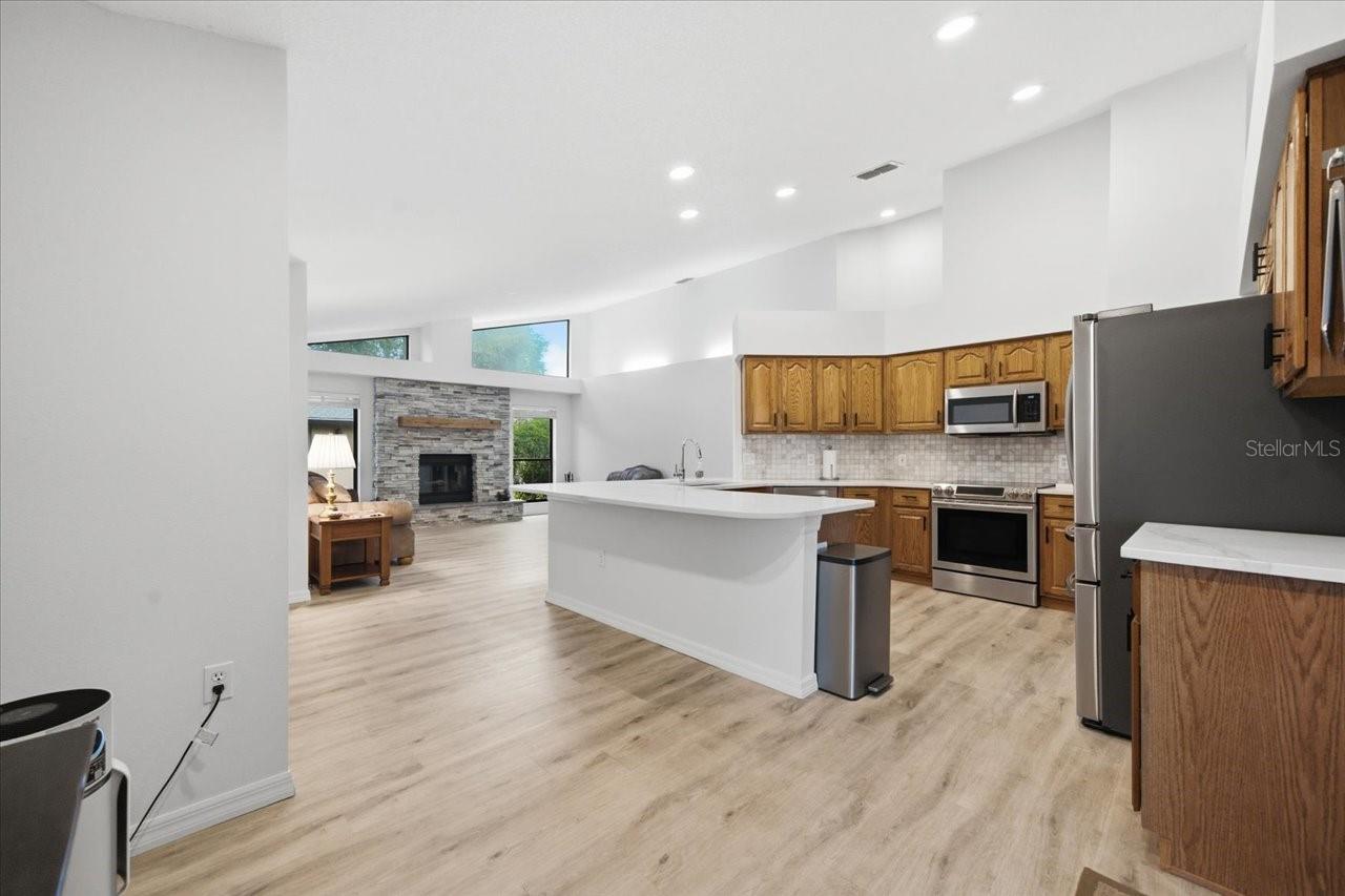 KEYSTONE CROSSINGS - Residential